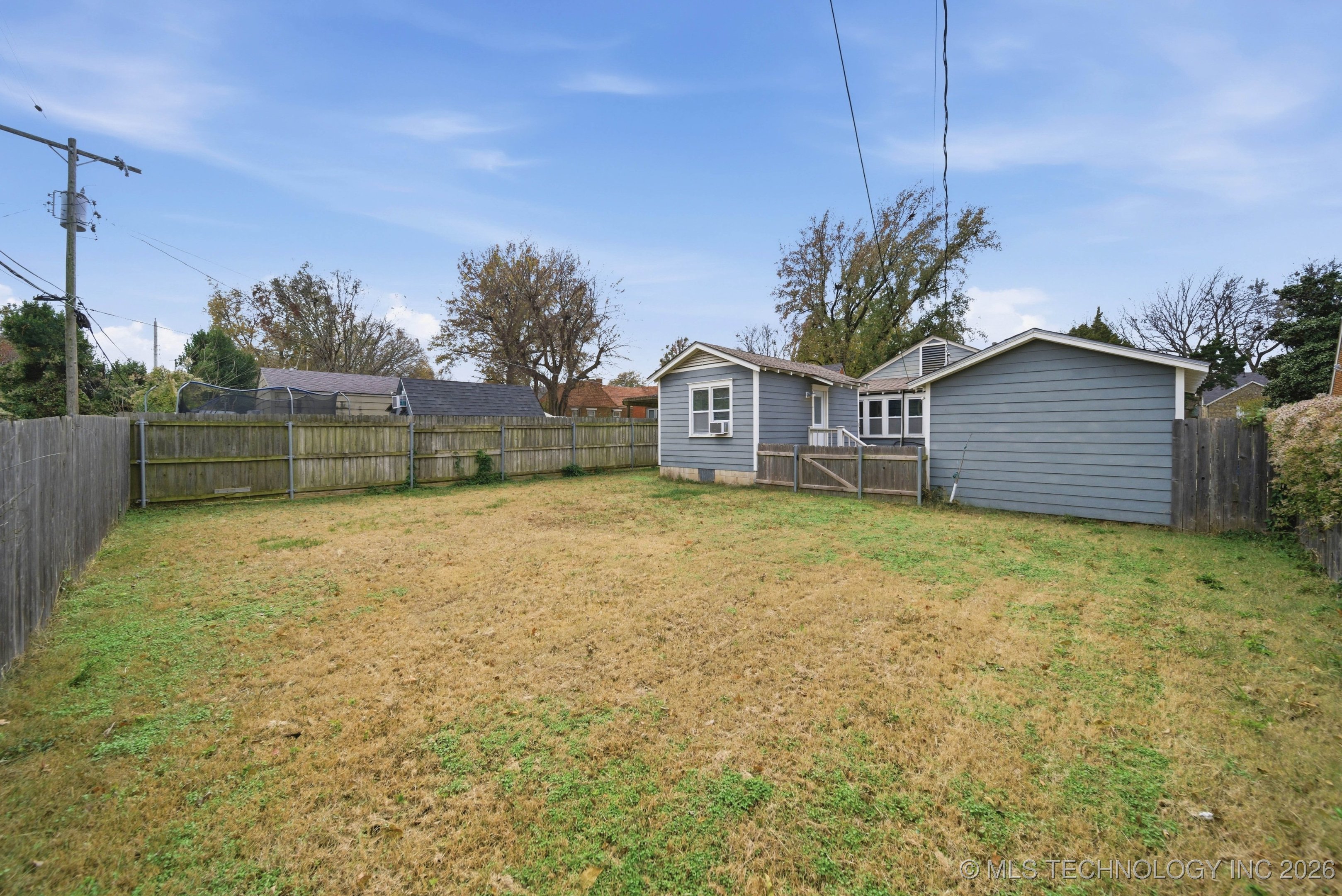 1311 S College Avenue Property Photo 28