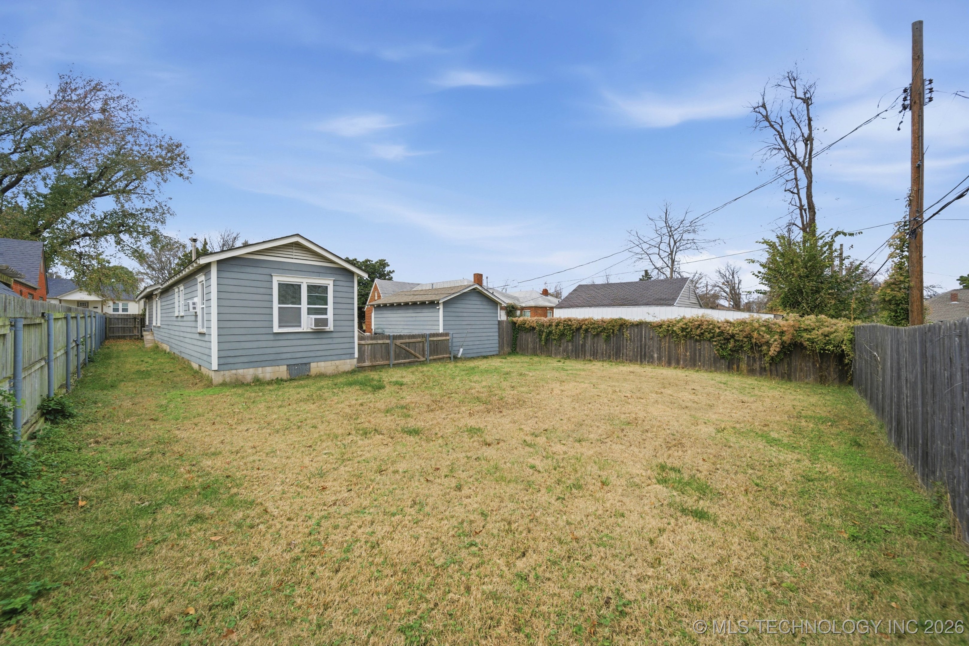 1311 S College Avenue Property Photo 29