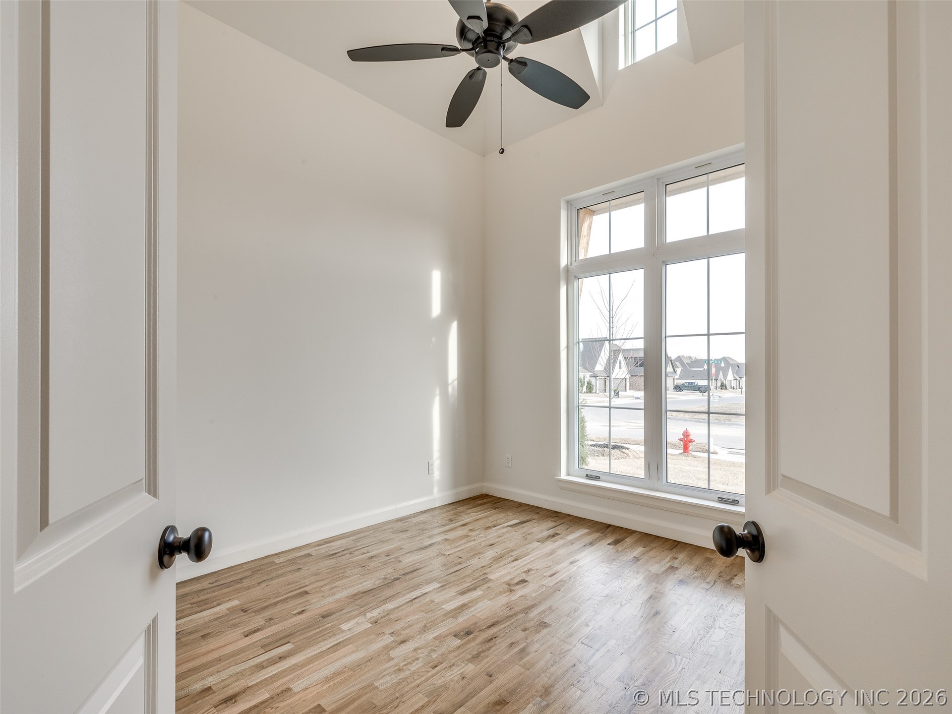 2839 E 142nd Street S Property Photo 8