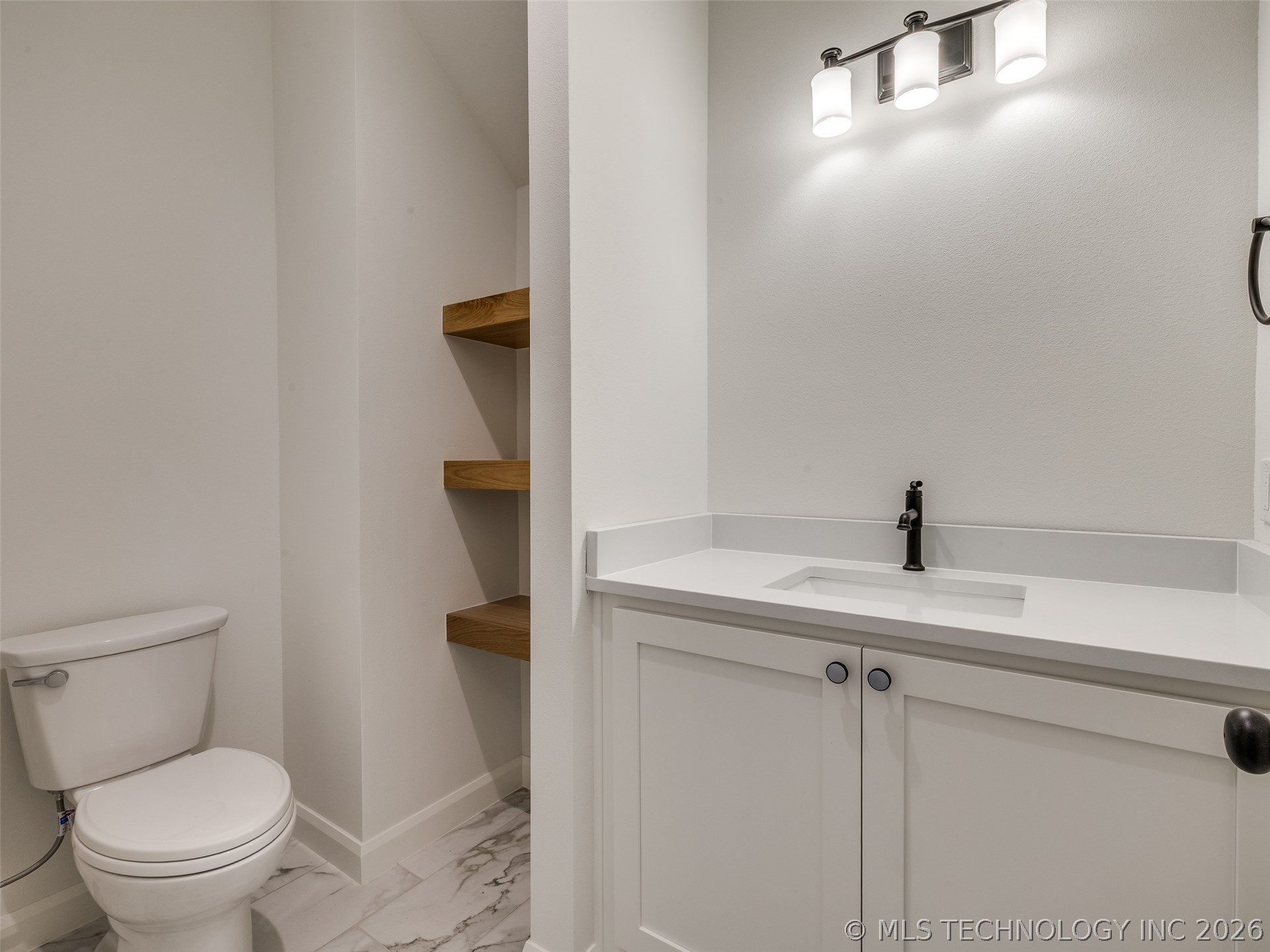 2839 E 142nd Street S Property Photo 11