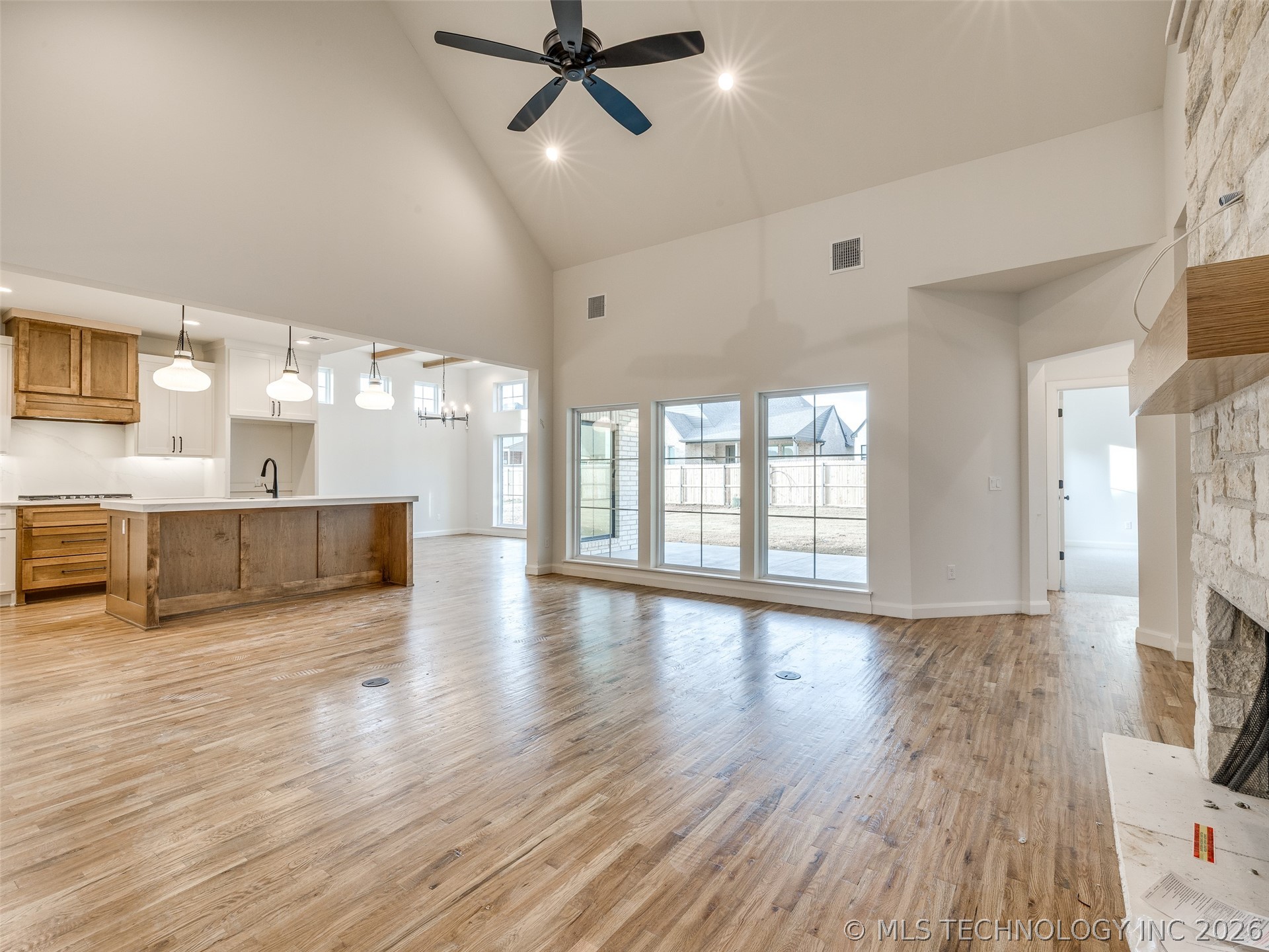 2839 E 142nd Street S Property Photo 12