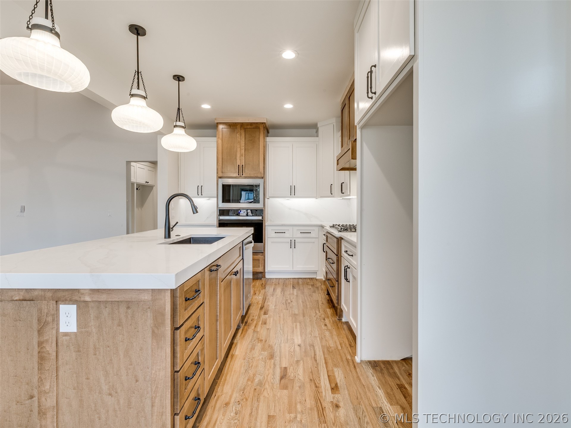 2839 E 142nd Street S Property Photo 20