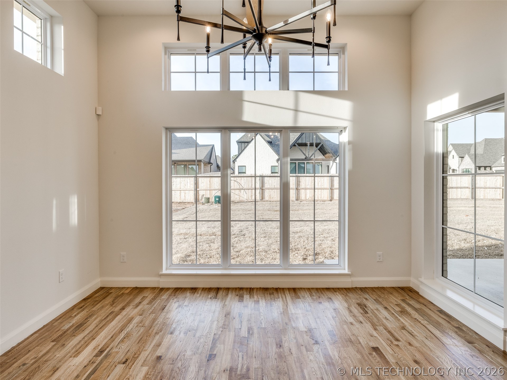 2839 E 142nd Street S Property Photo 31