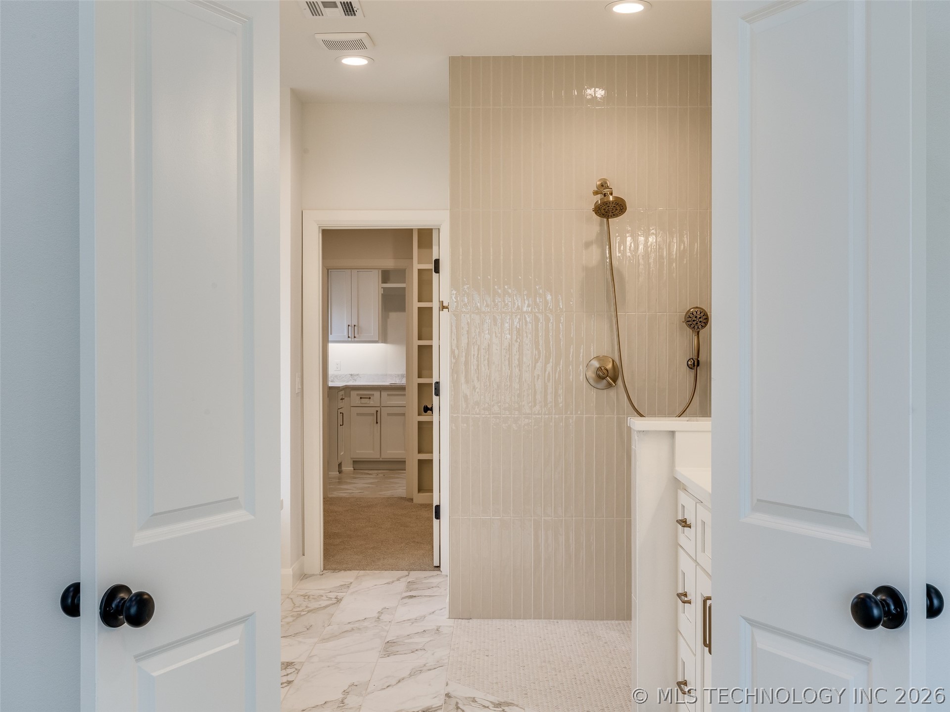 2839 E 142nd Street S Property Photo 37