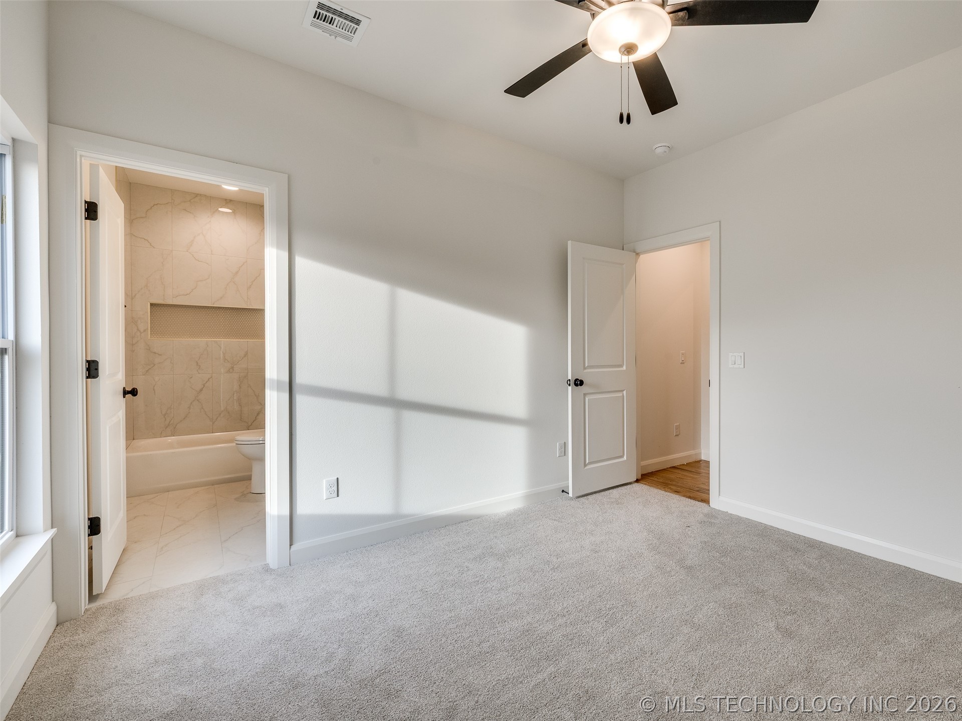 2839 E 142nd Street S Property Photo 51