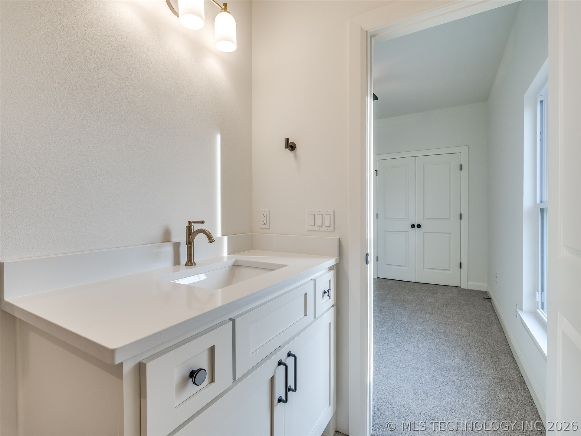 2839 E 142nd Street S Property Photo 53