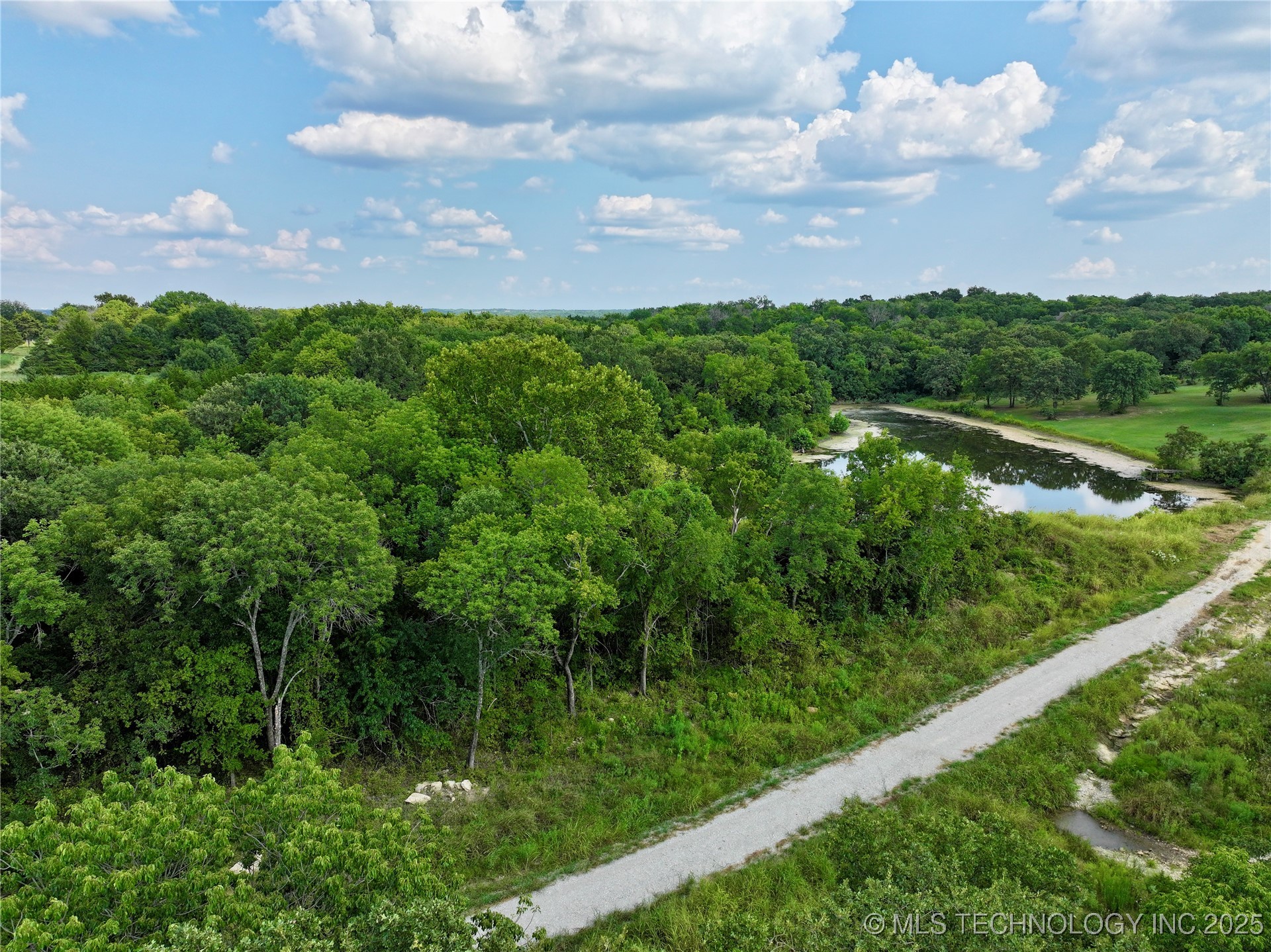 034 E Buffalo Springs Court Property Photo 1