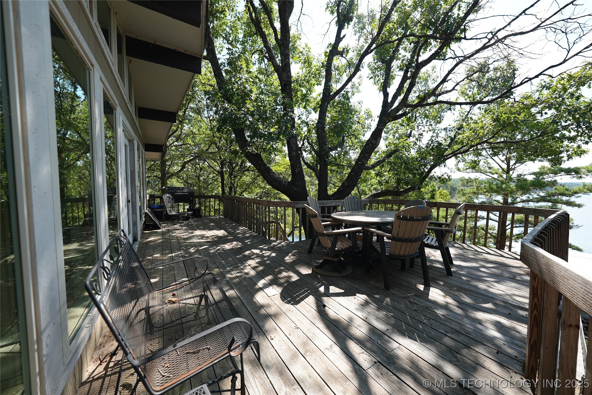 53206 E 341 Loop Property Photo 5