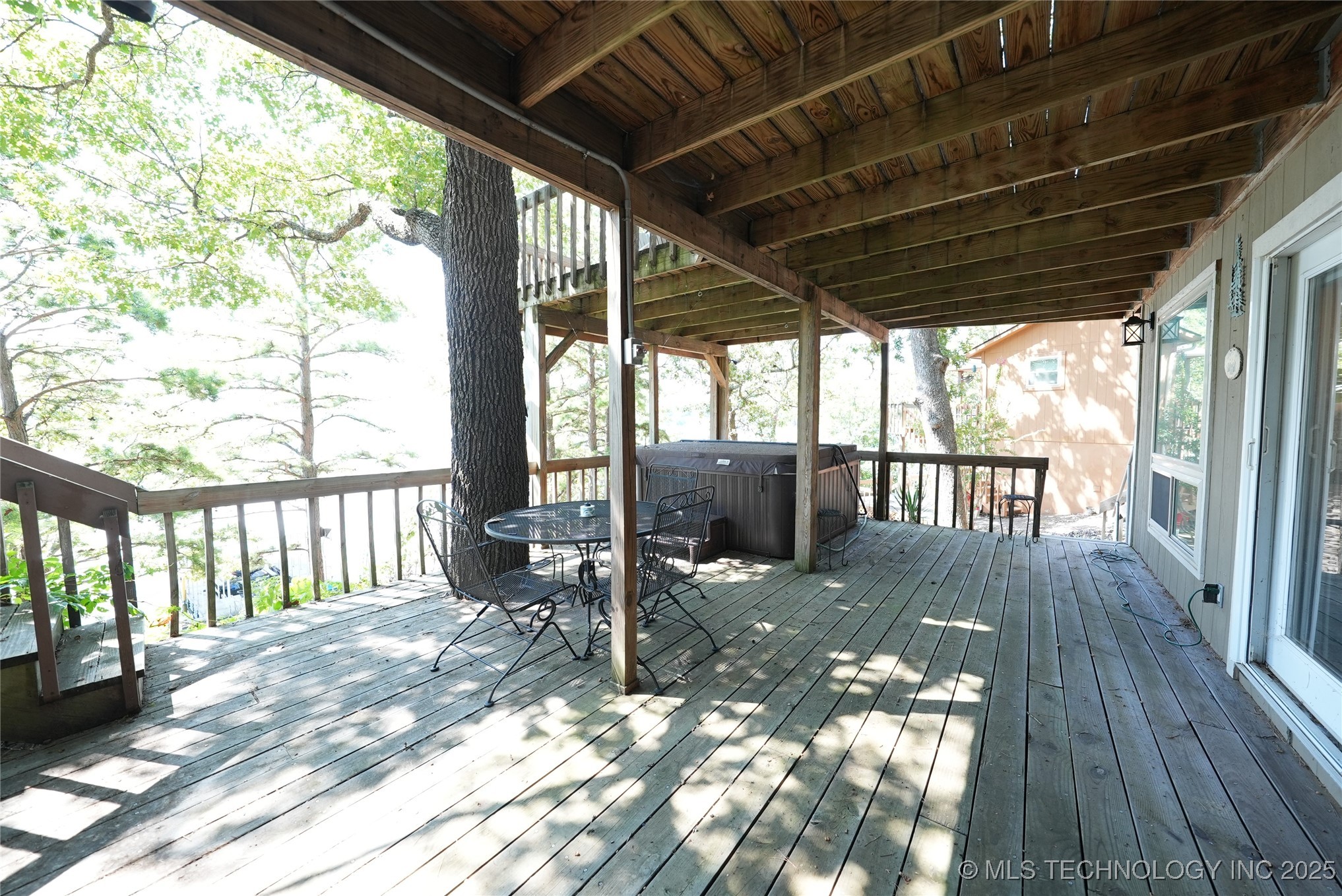 53206 E 341 Loop Property Photo 11