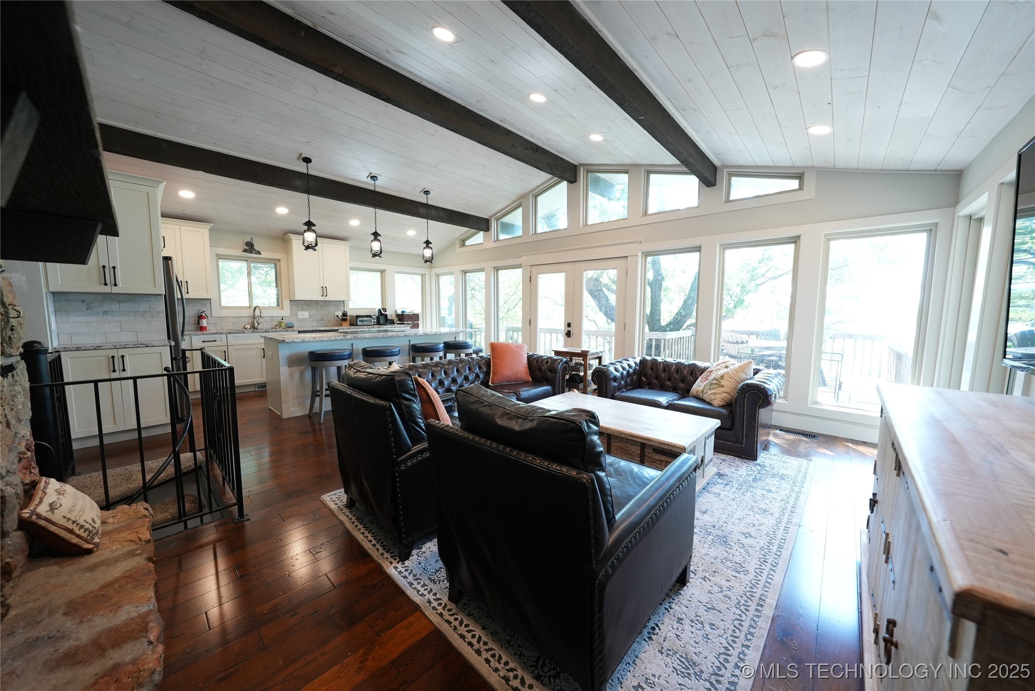 53206 E 341 Loop Property Photo 12