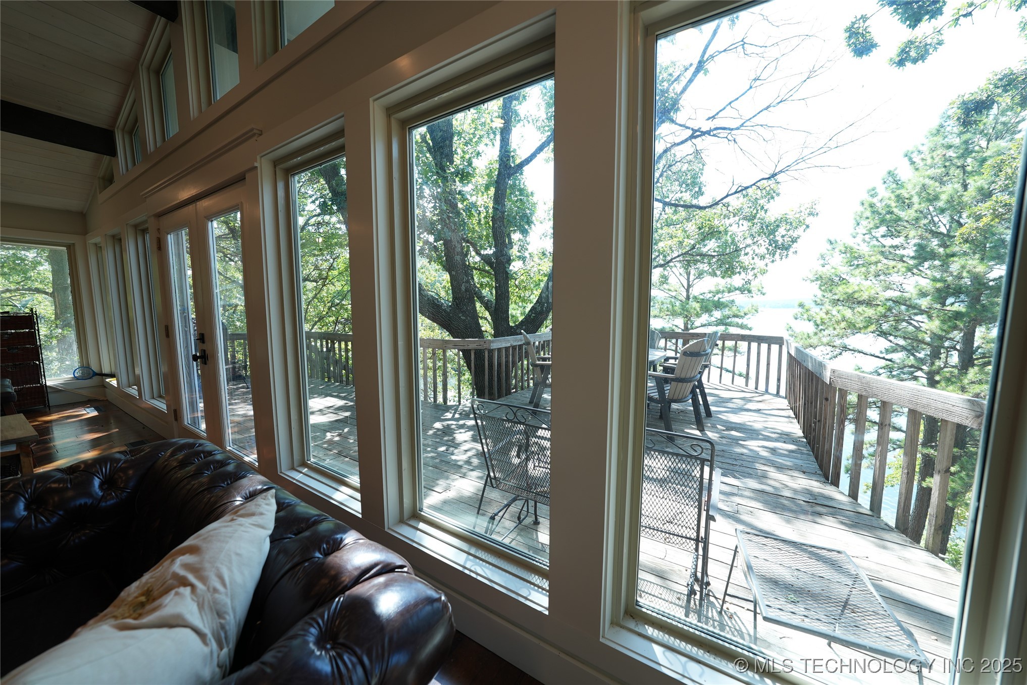 53206 E 341 Loop Property Photo 14