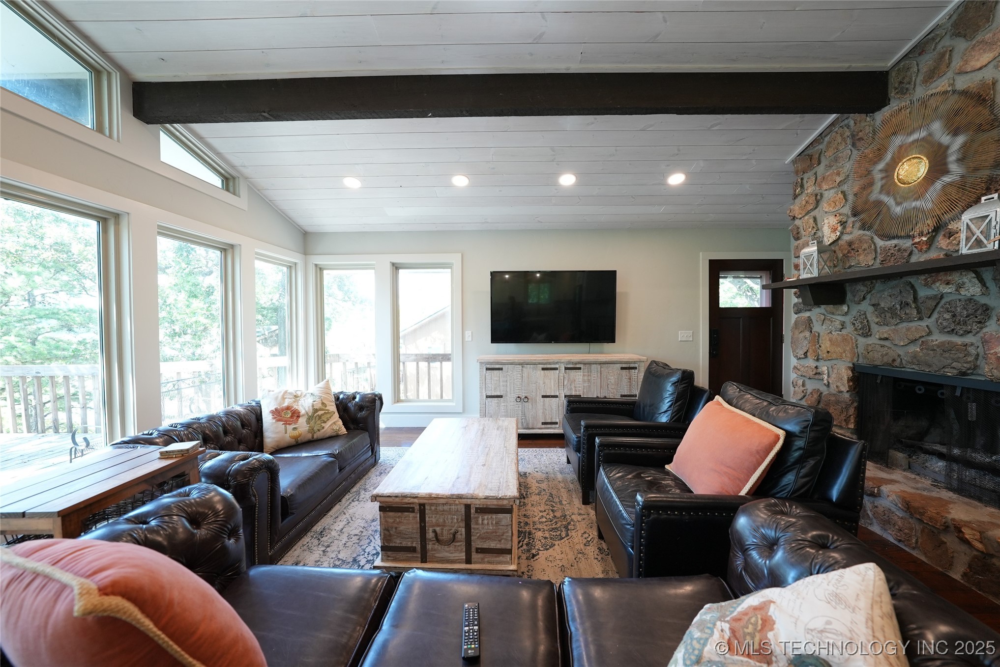 53206 E 341 Loop Property Photo 15