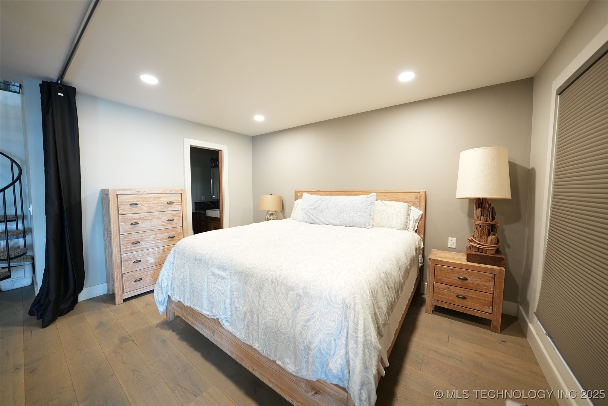 53206 E 341 Loop Property Photo 27