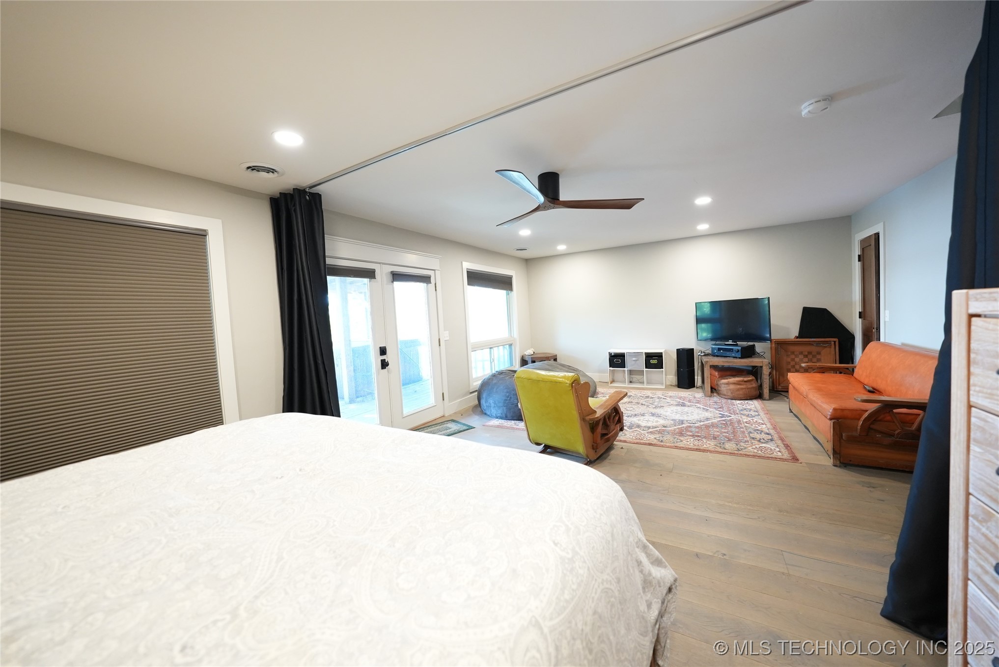 53206 E 341 Loop Property Photo 28