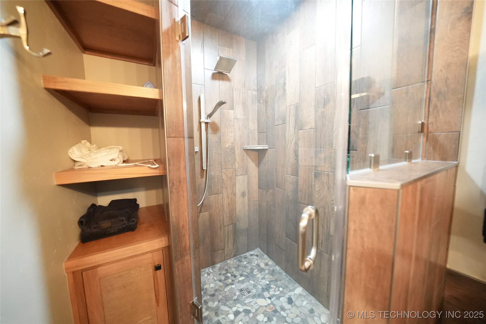 53206 E 341 Loop Property Photo 29