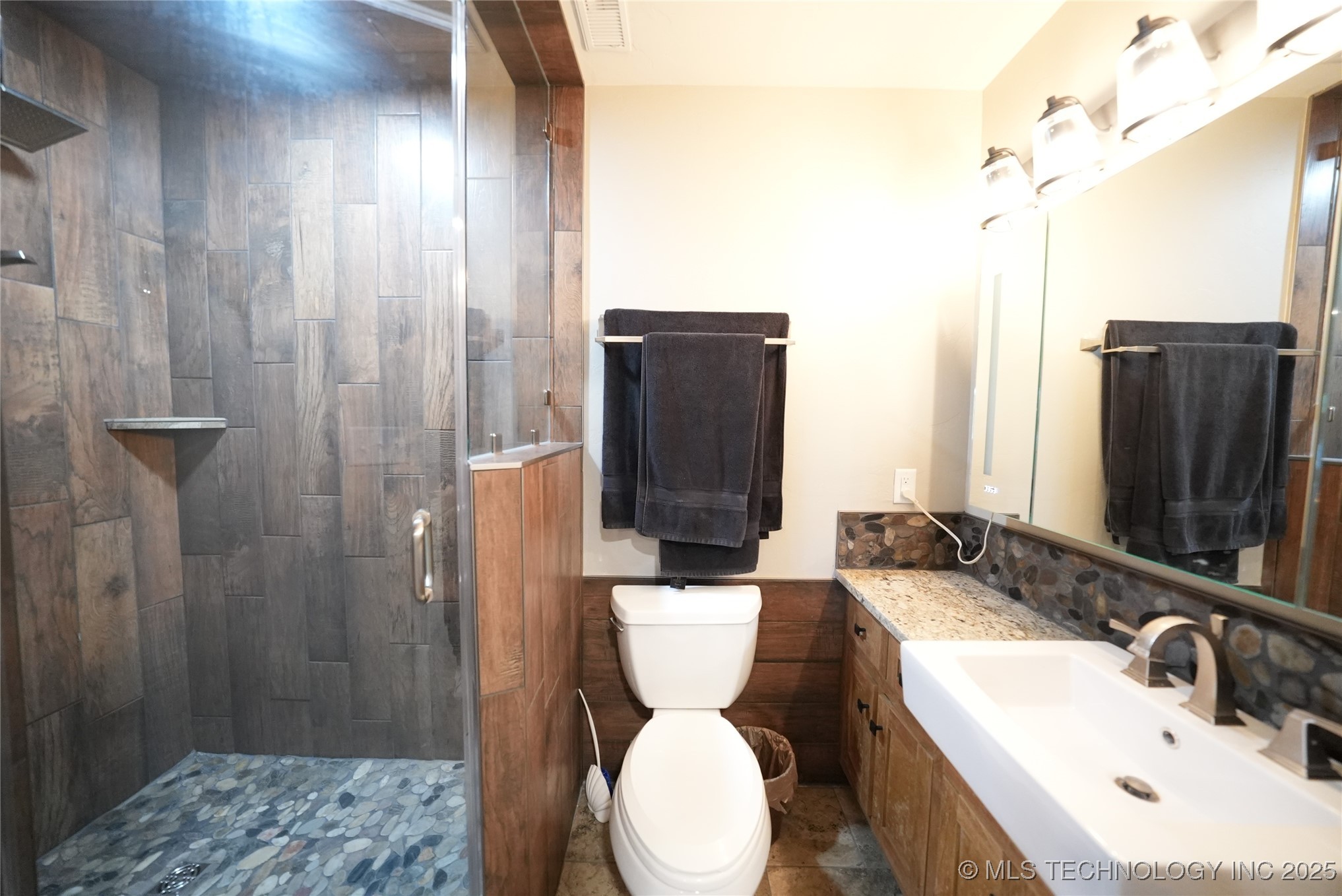 53206 E 341 Loop Property Photo 30