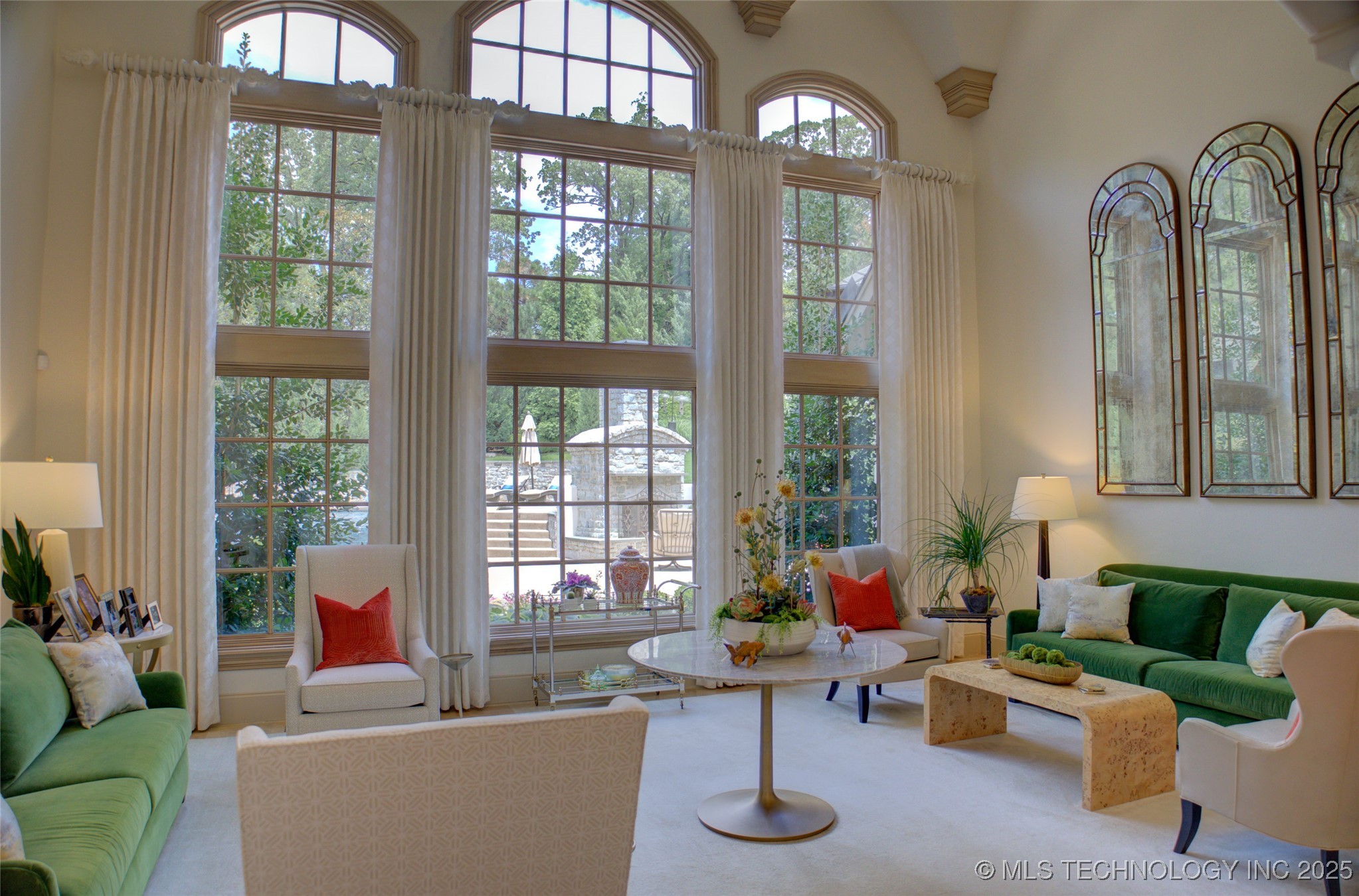 6619 E 109th Street Property Photo 9