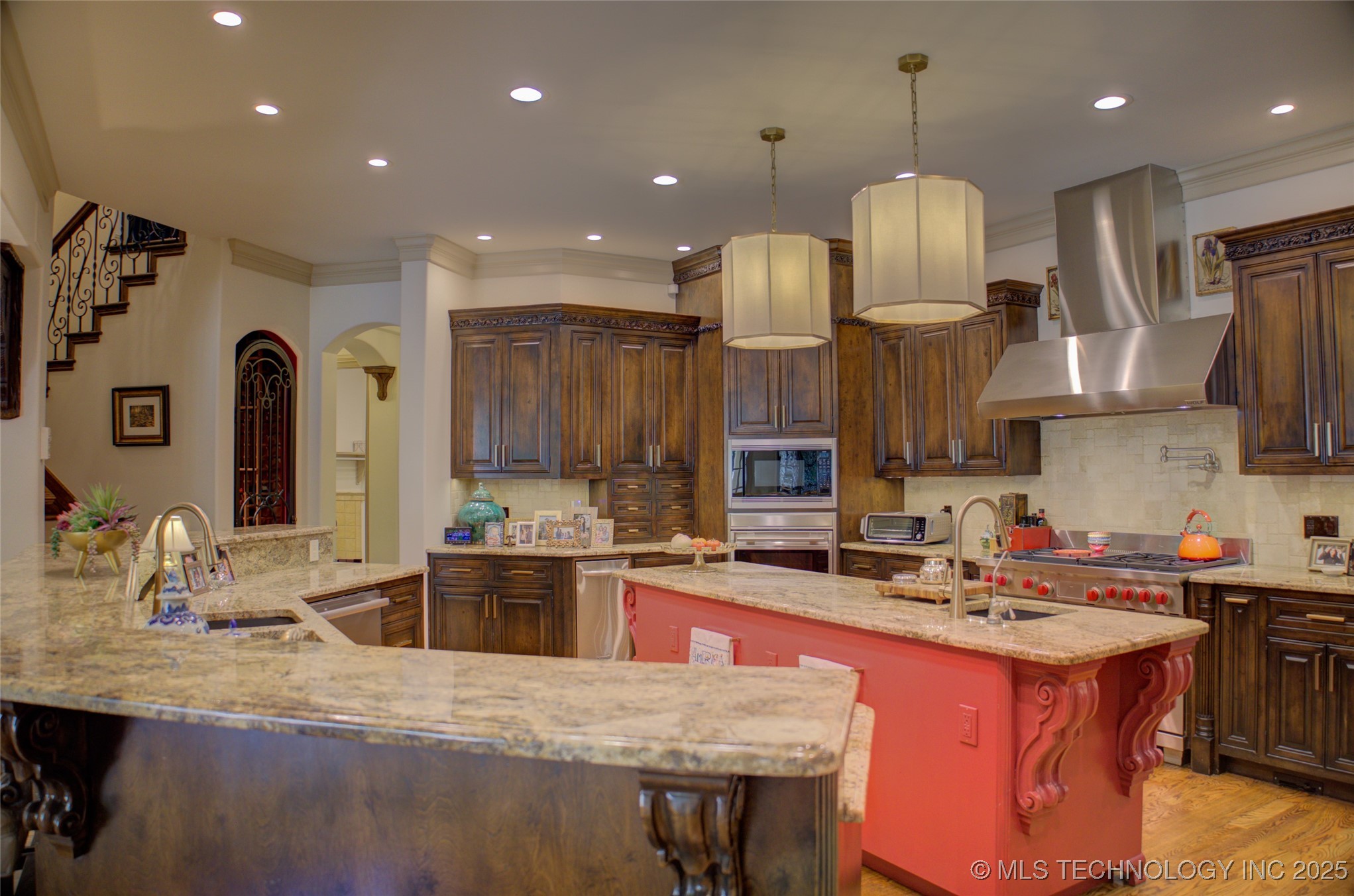 6619 E 109th Street Property Photo 11