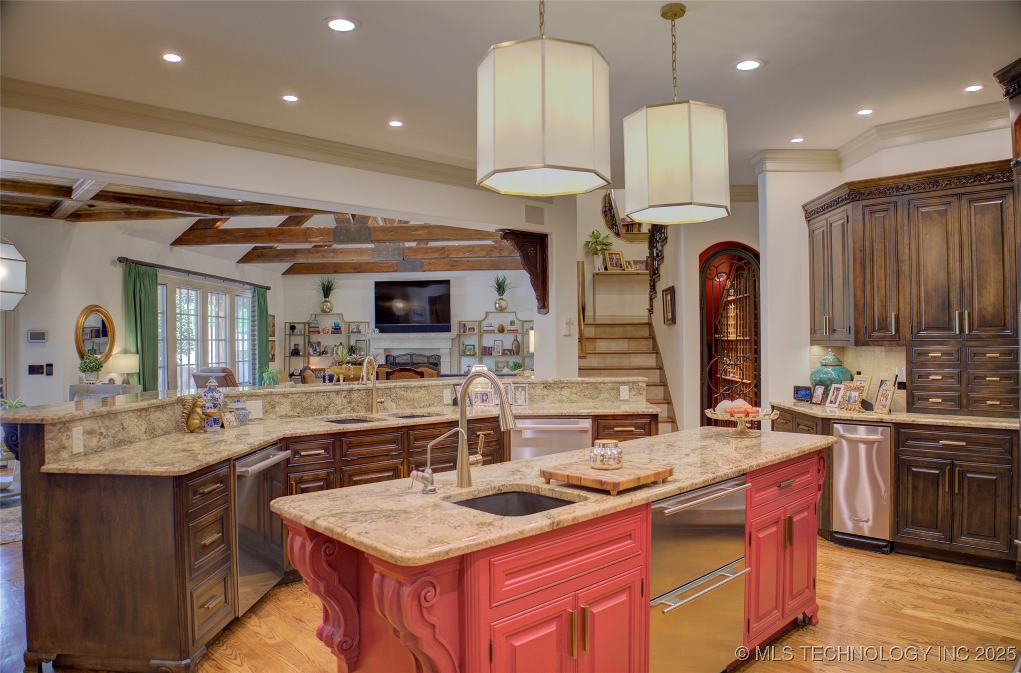 6619 E 109th Street Property Photo 12