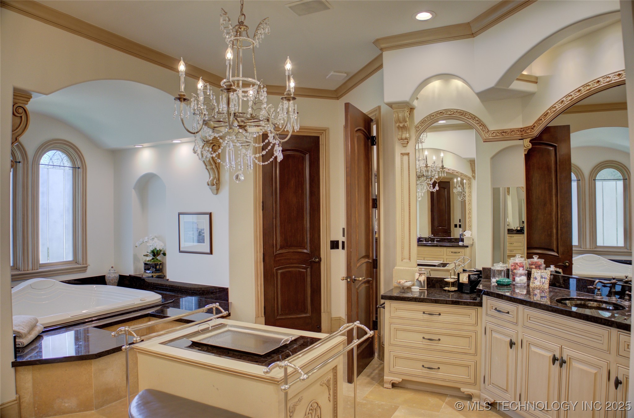 6619 E 109th Street Property Photo 27