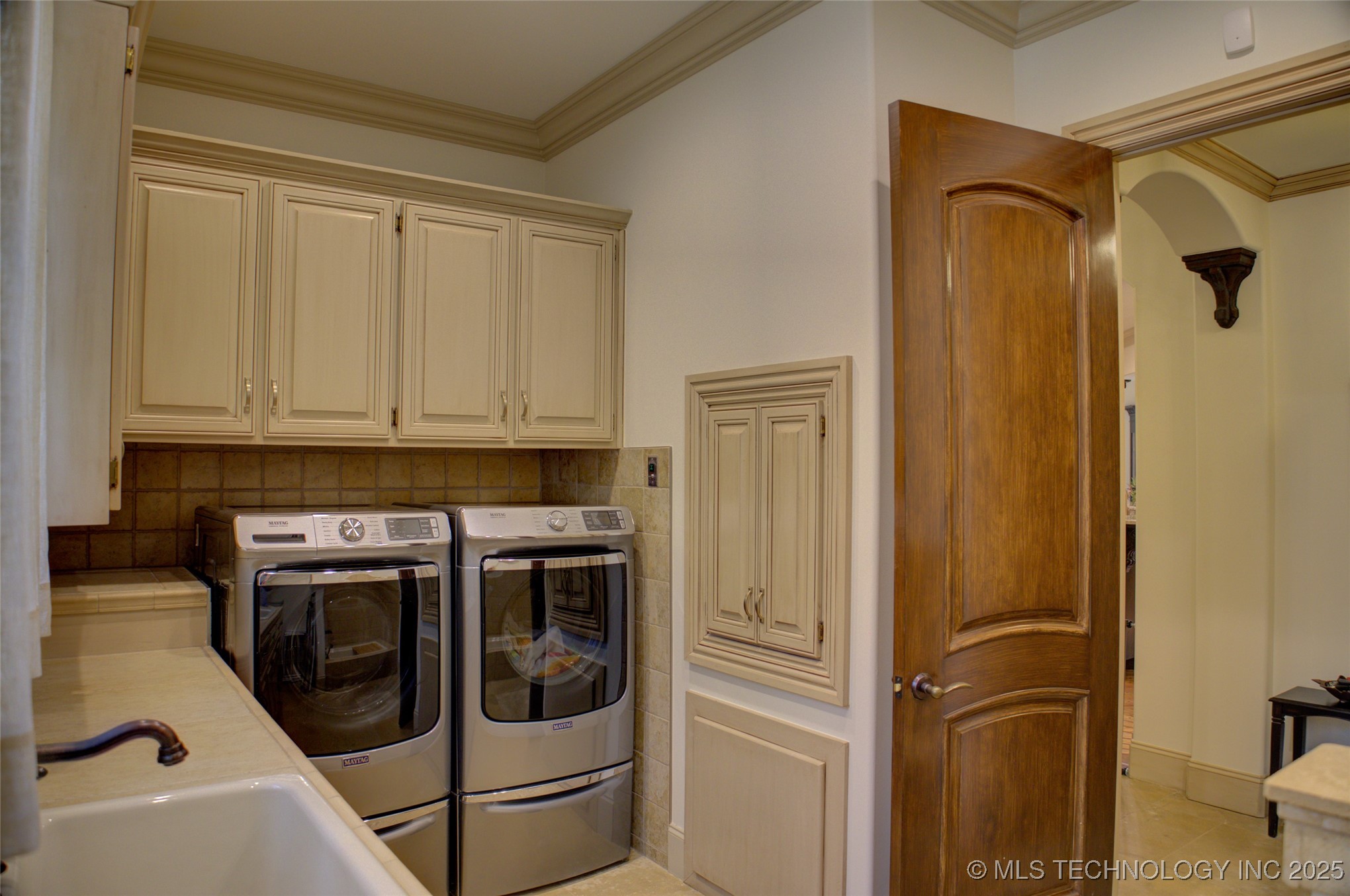 6619 E 109th Street Property Photo 32