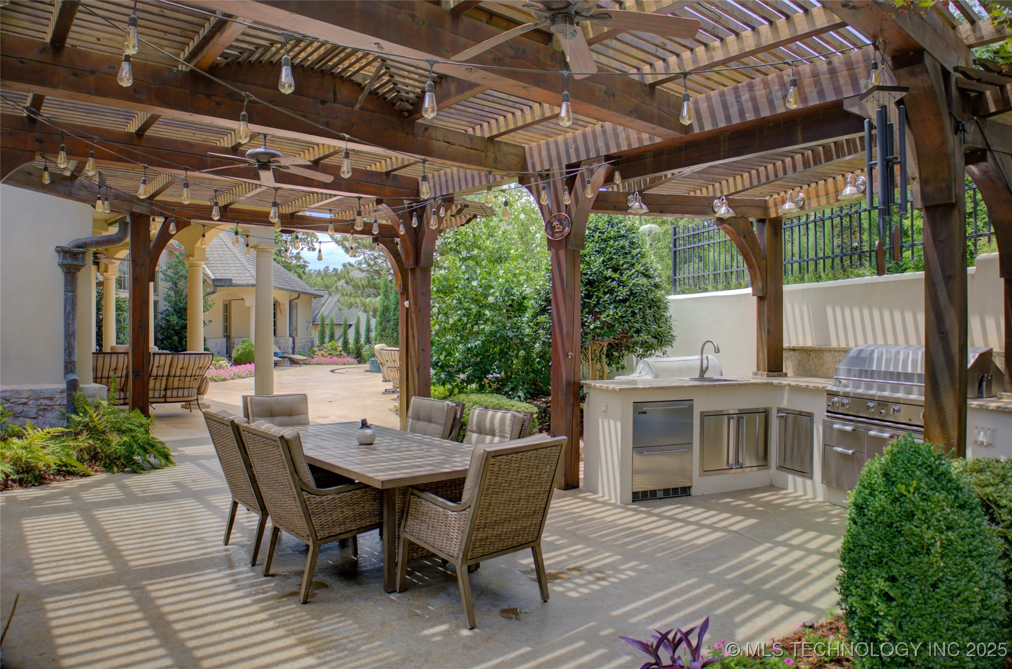 6619 E 109th Street Property Photo 57