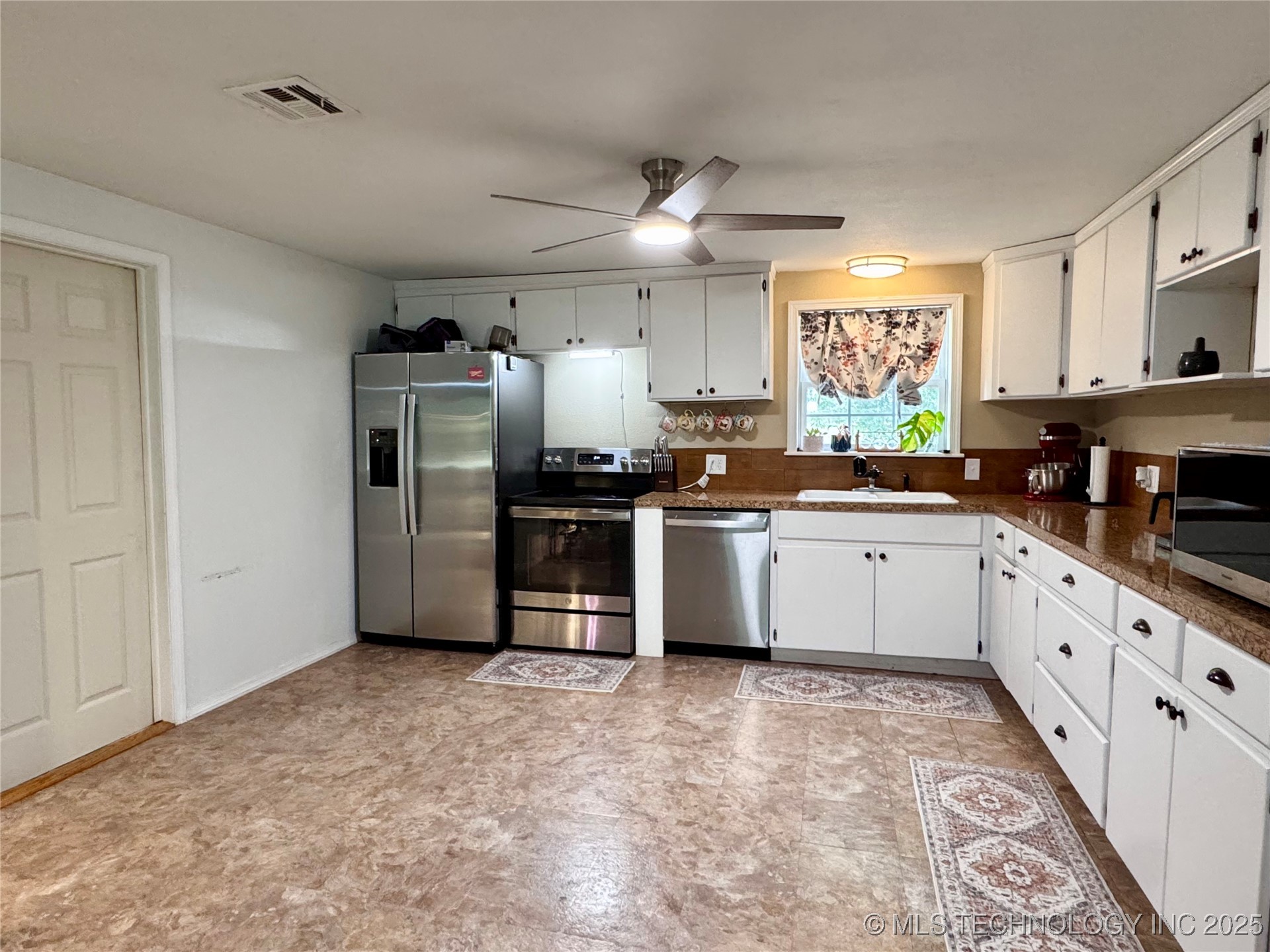 5545 E 412 Highway Property Photo 11