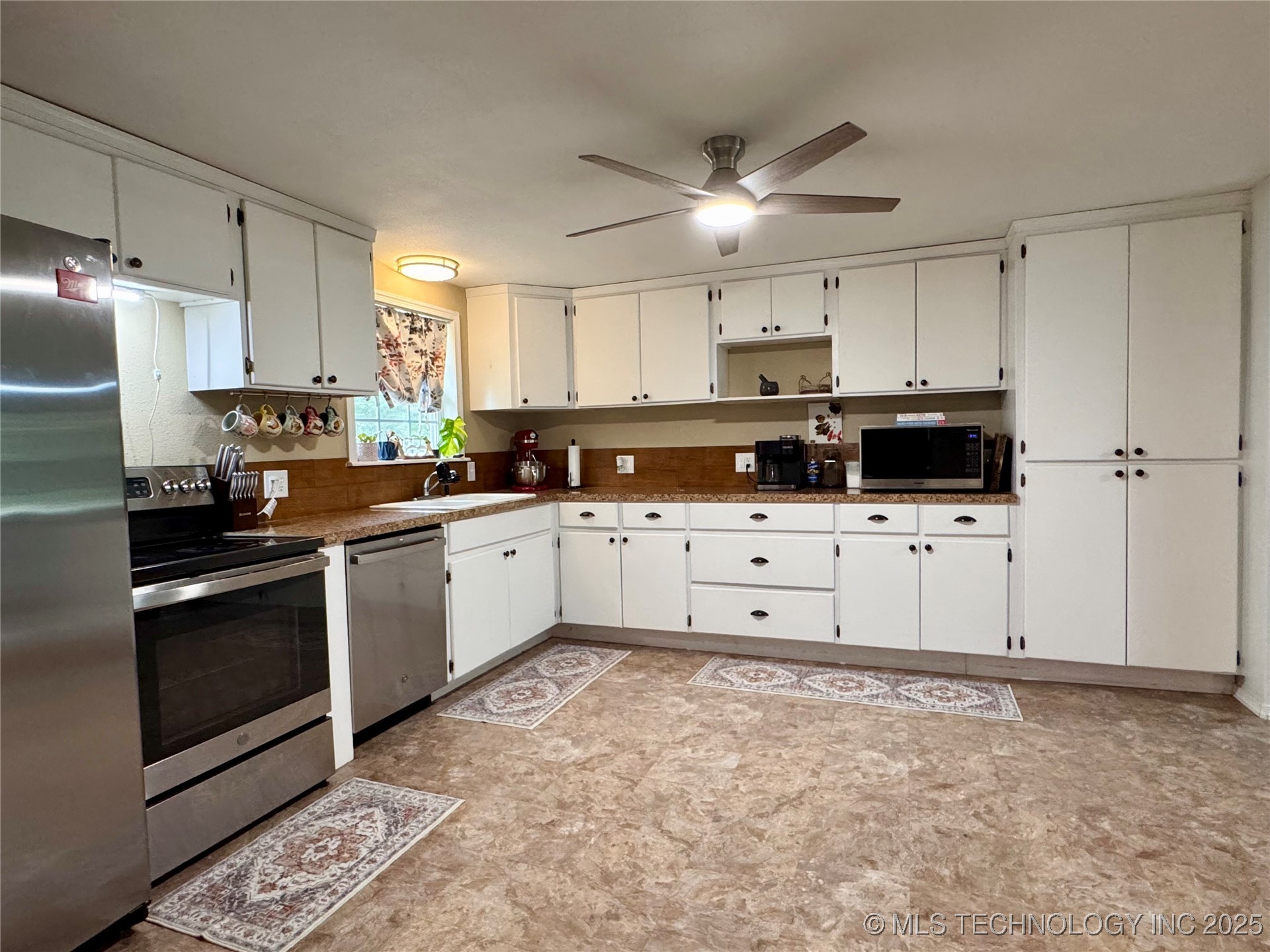 5545 E 412 Highway Property Photo 12