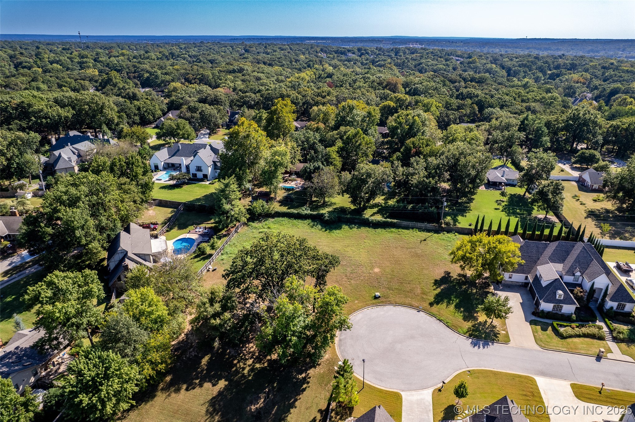 3824 E 103rd Place Property Photo 8