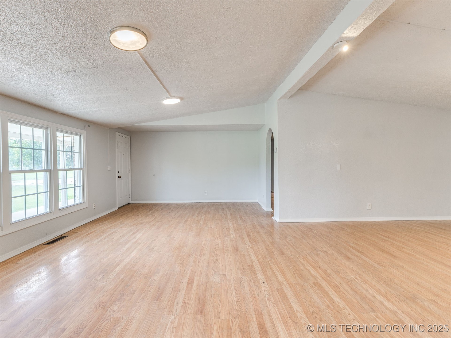 9750 S 4060 Road Property Photo 7