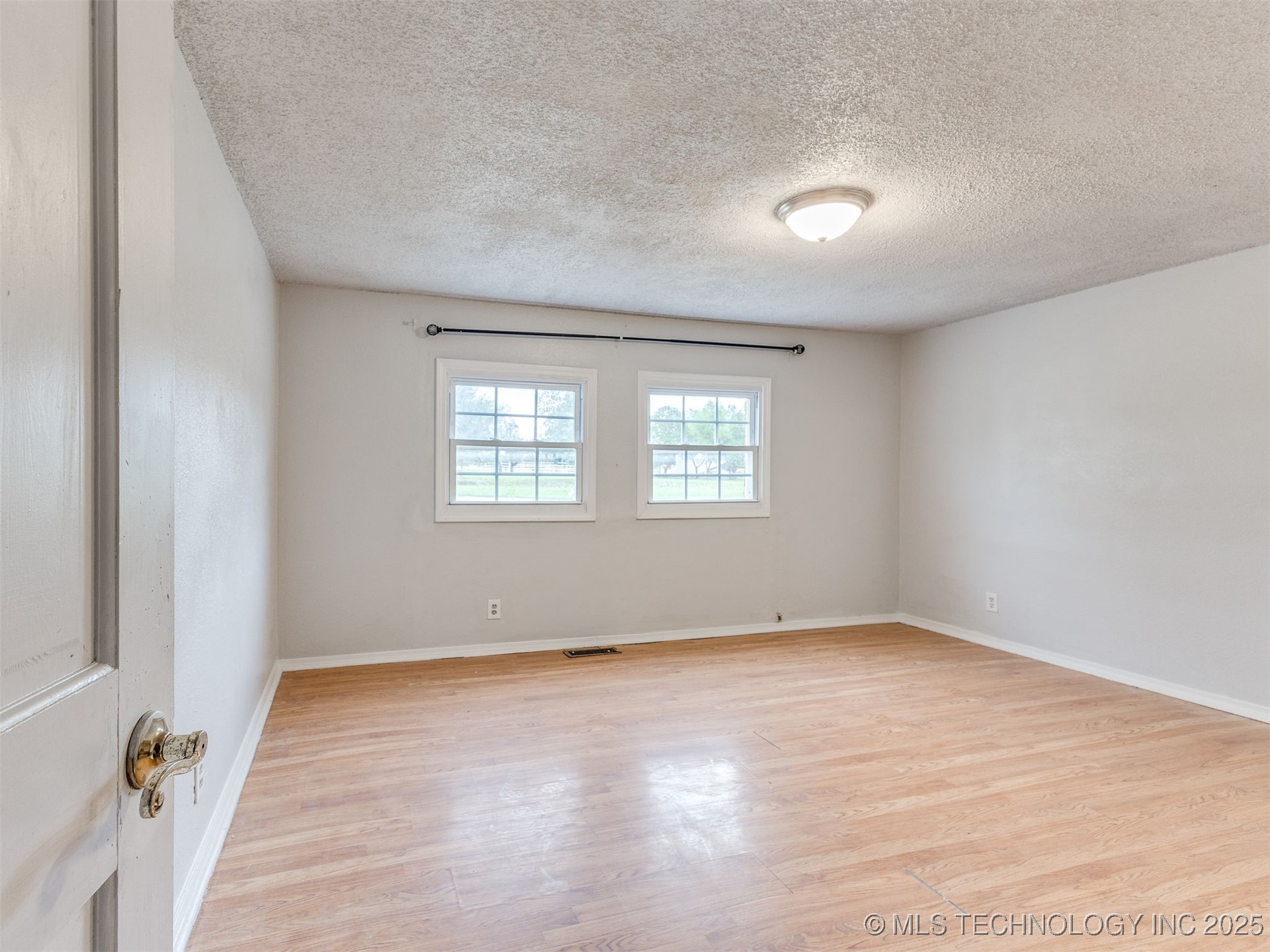 9750 S 4060 Road Property Photo 22