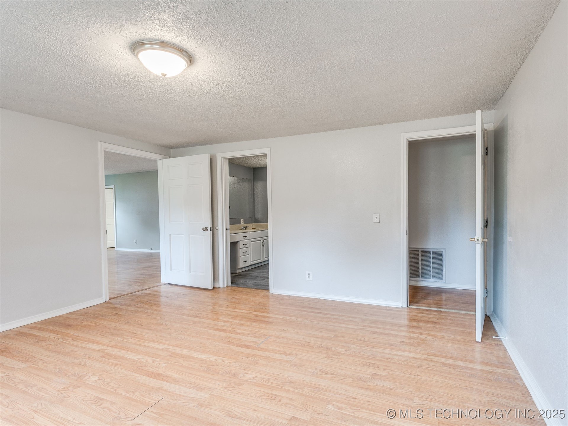 9750 S 4060 Road Property Photo 23