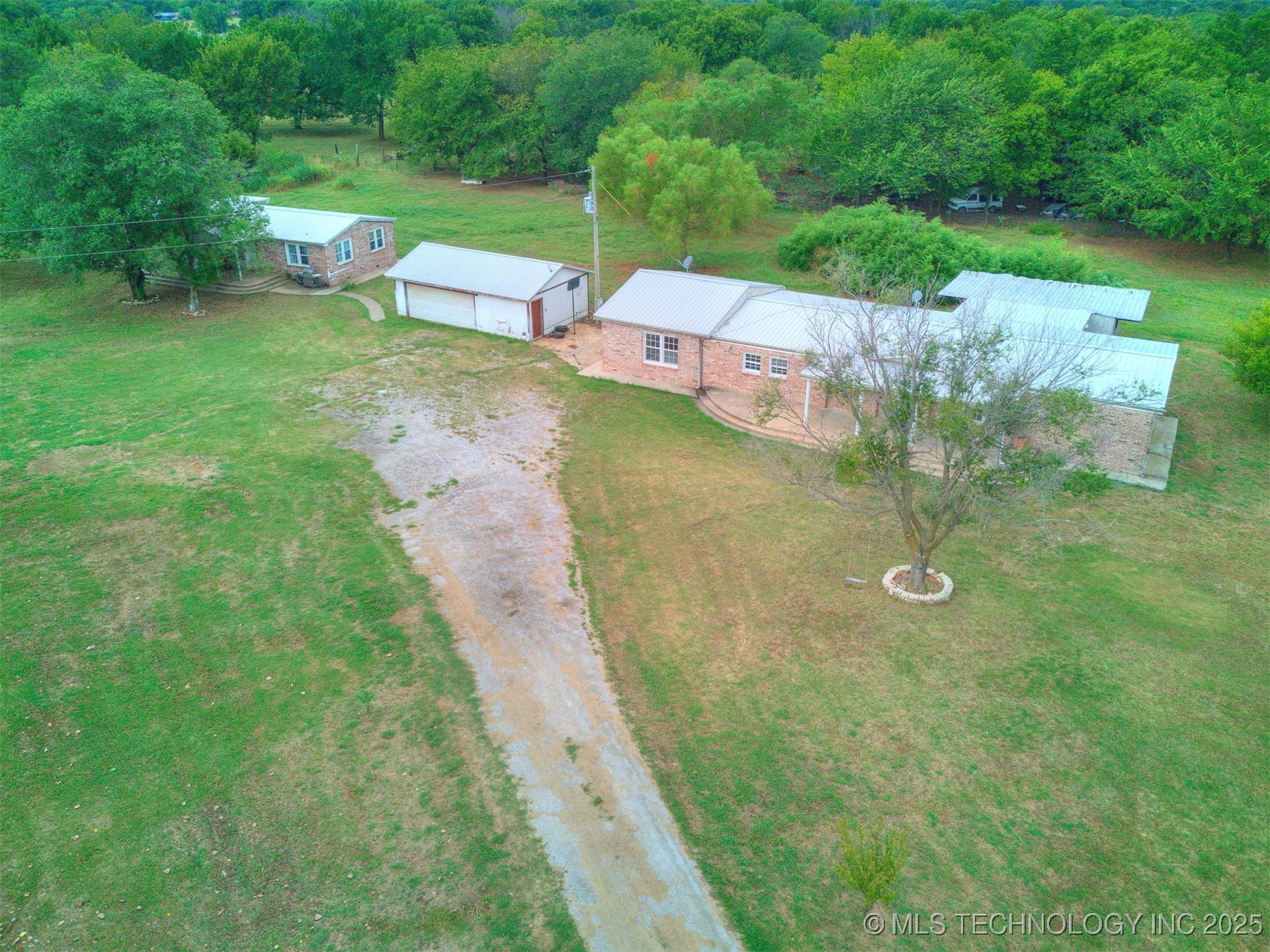 9750 S 4060 Road Property Photo 42