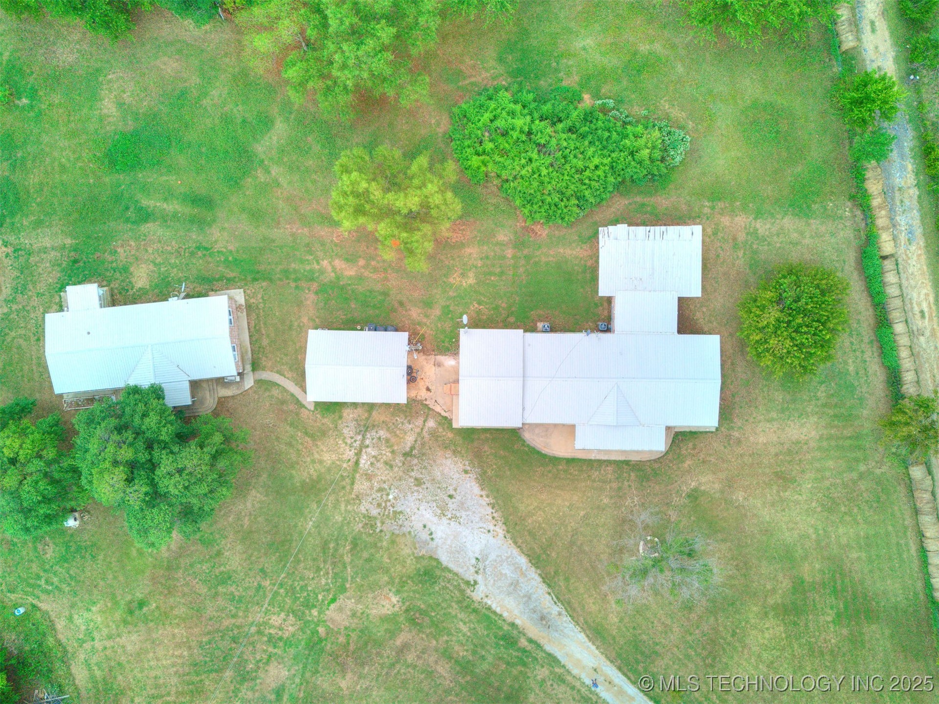 9750 S 4060 Road Property Photo 47