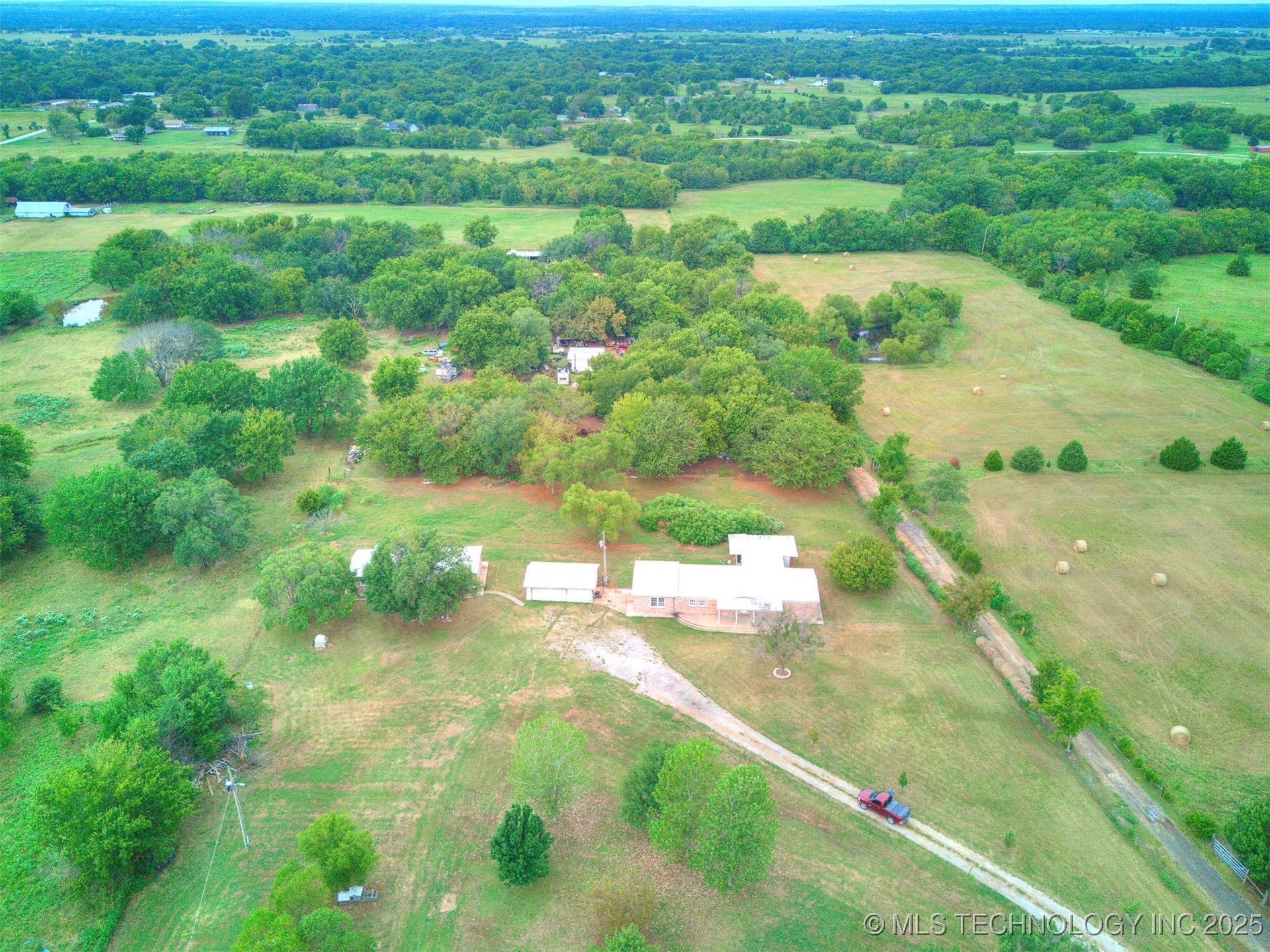 9750 S 4060 Road Property Photo 48