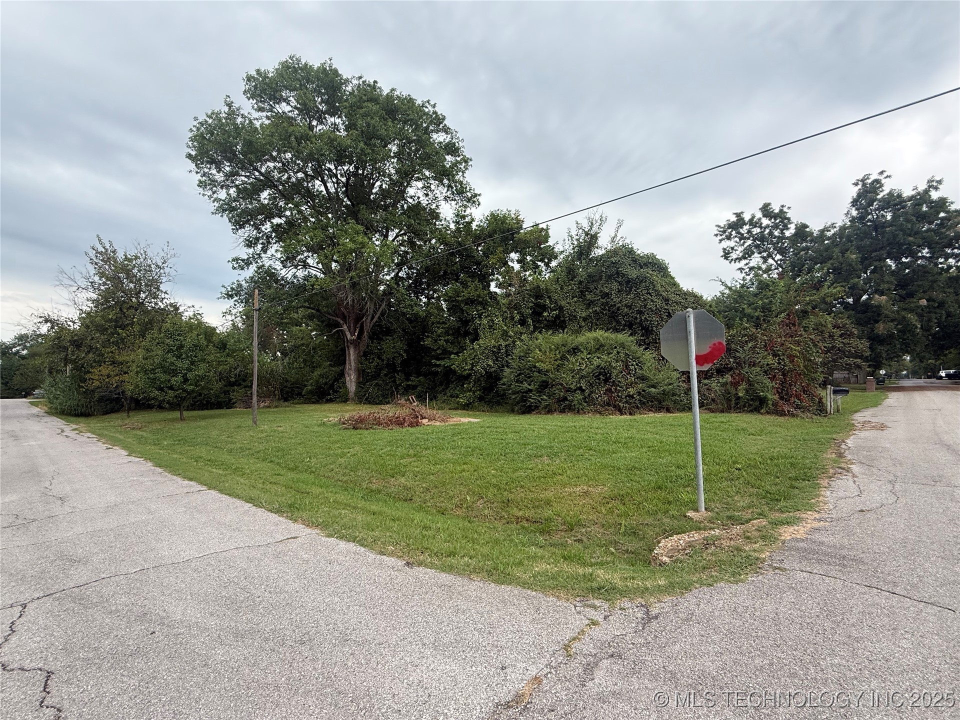 342 S 6th Street Property Photo 6