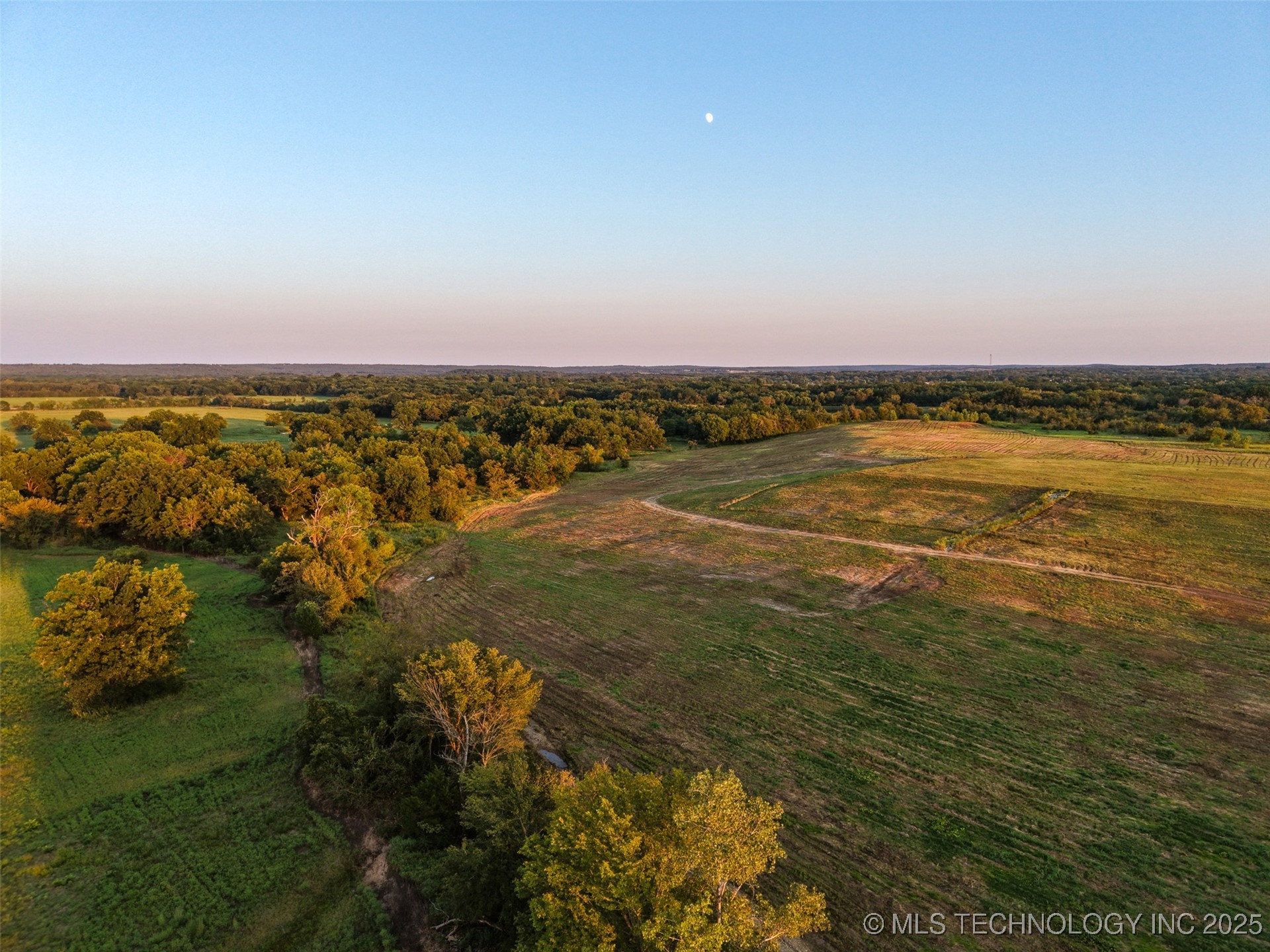 0000 Hackberry Road Property Photo 9