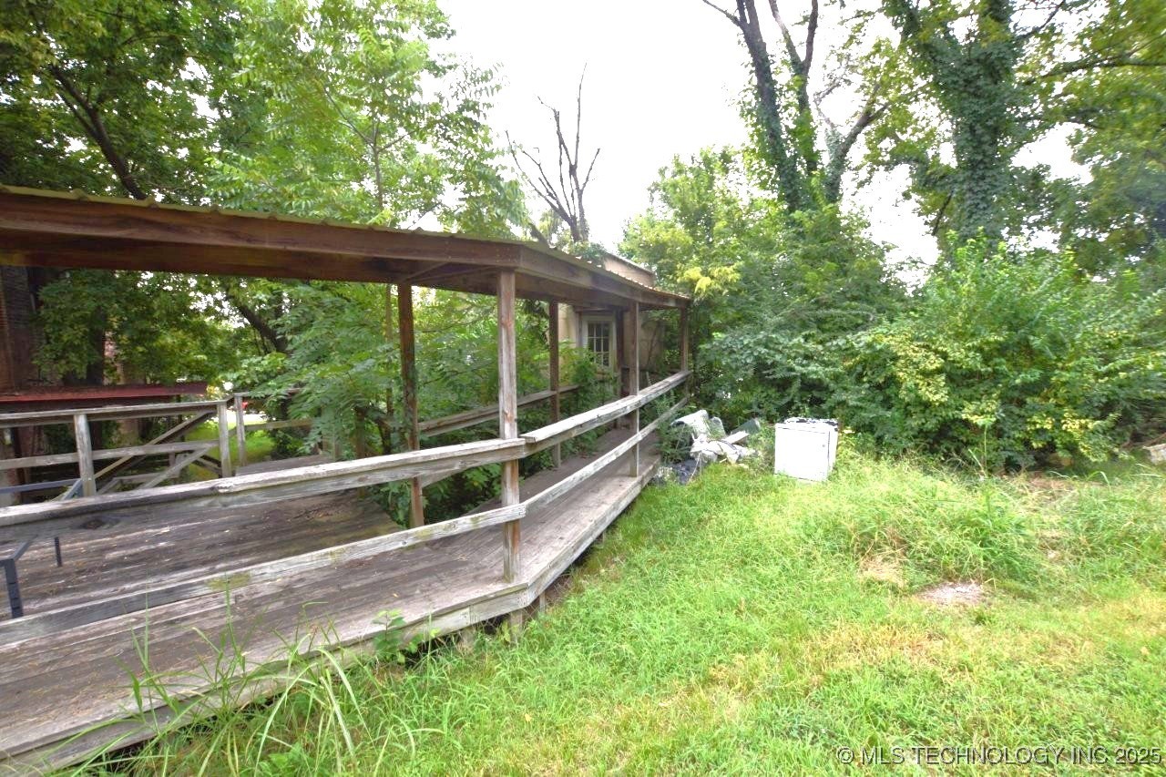 114 Main Street Property Photo 6