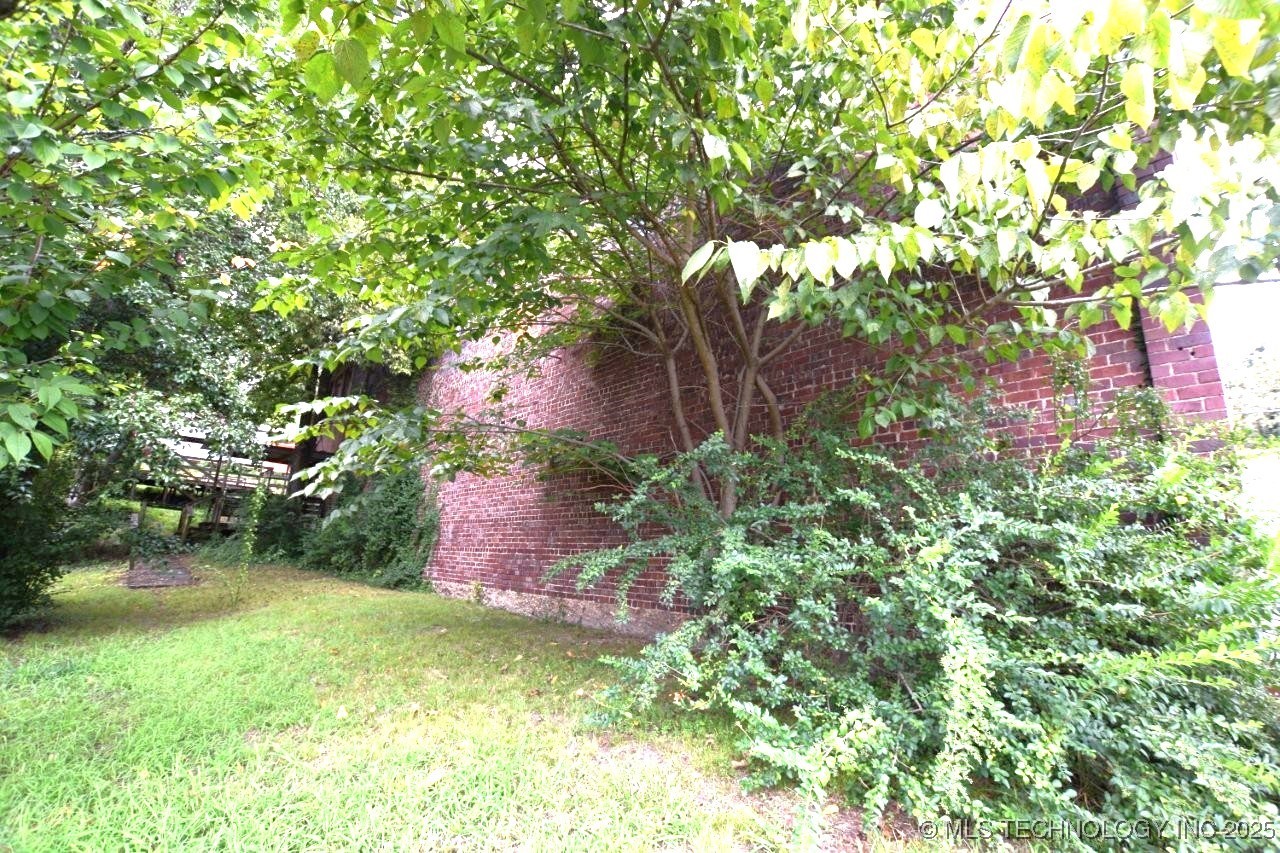 114 Main Street Property Photo 12