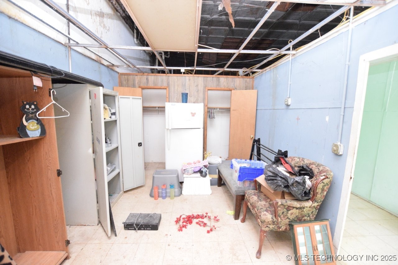 114 Main Street Property Photo 14