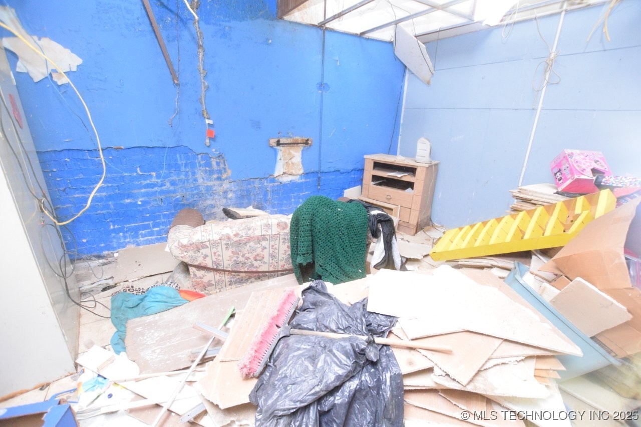 114 Main Street Property Photo 18