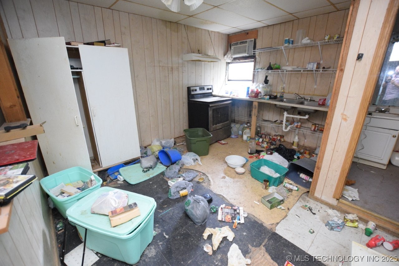 114 Main Street Property Photo 34