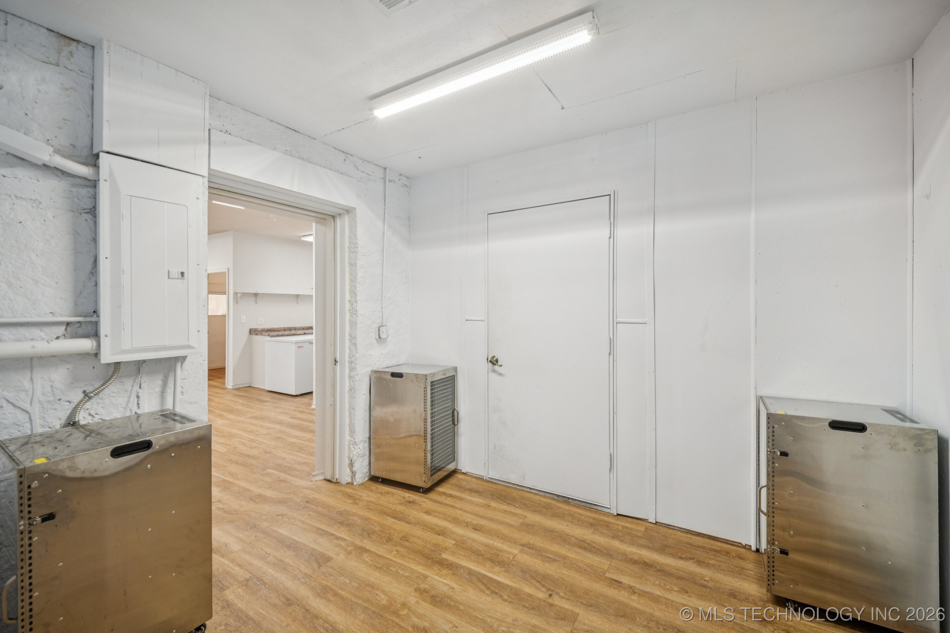 119 N Broadway Street Property Photo 19