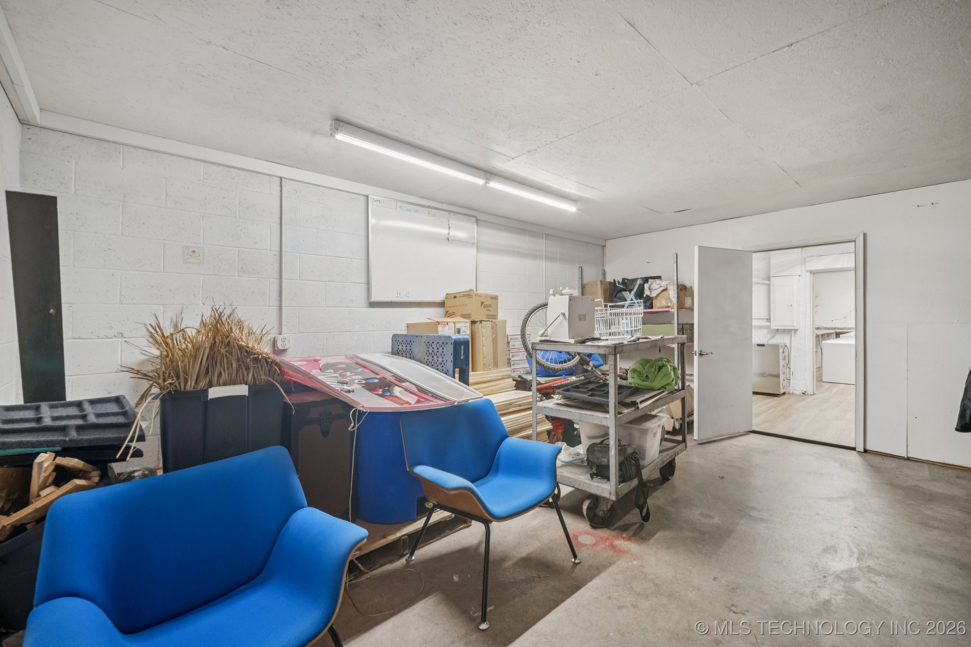 119 N Broadway Street Property Photo 21