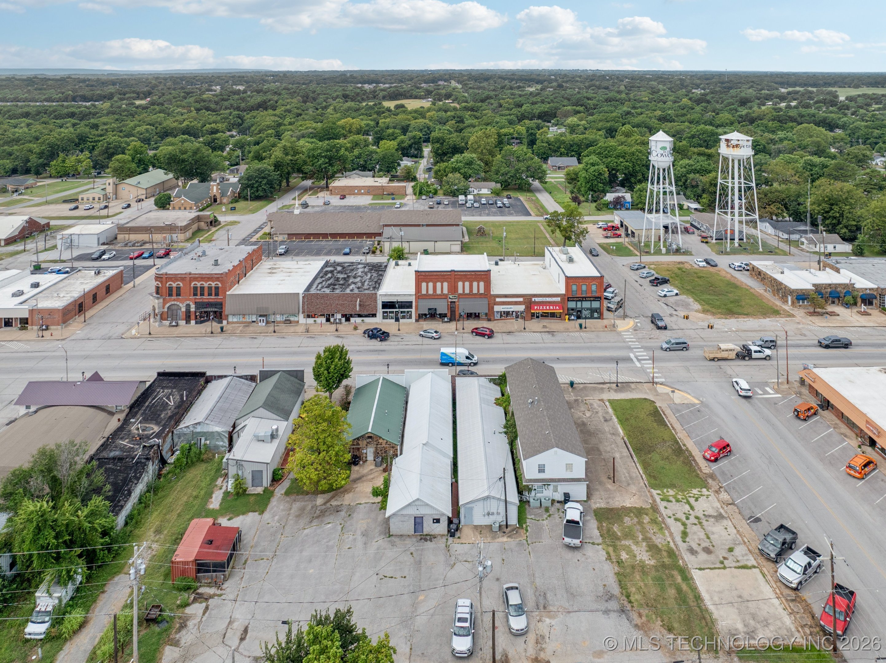 119 N Broadway Street Property Photo 31