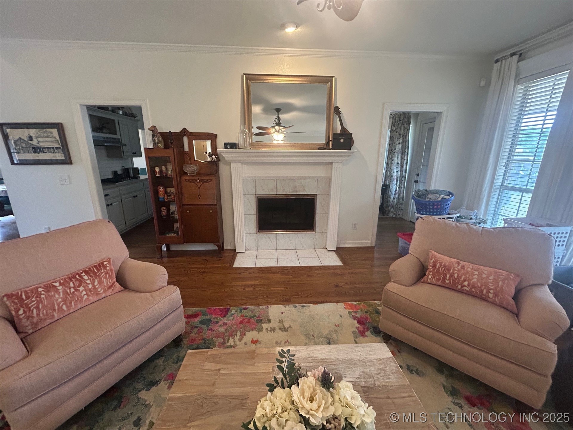 6912 E Galveston Street Property Photo 4