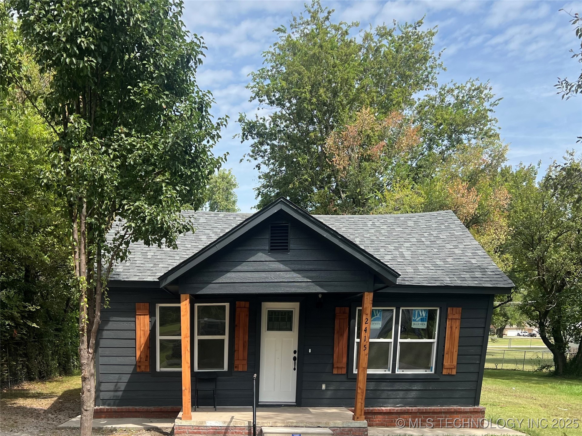 2415 E 29th Street North Property Photo 1