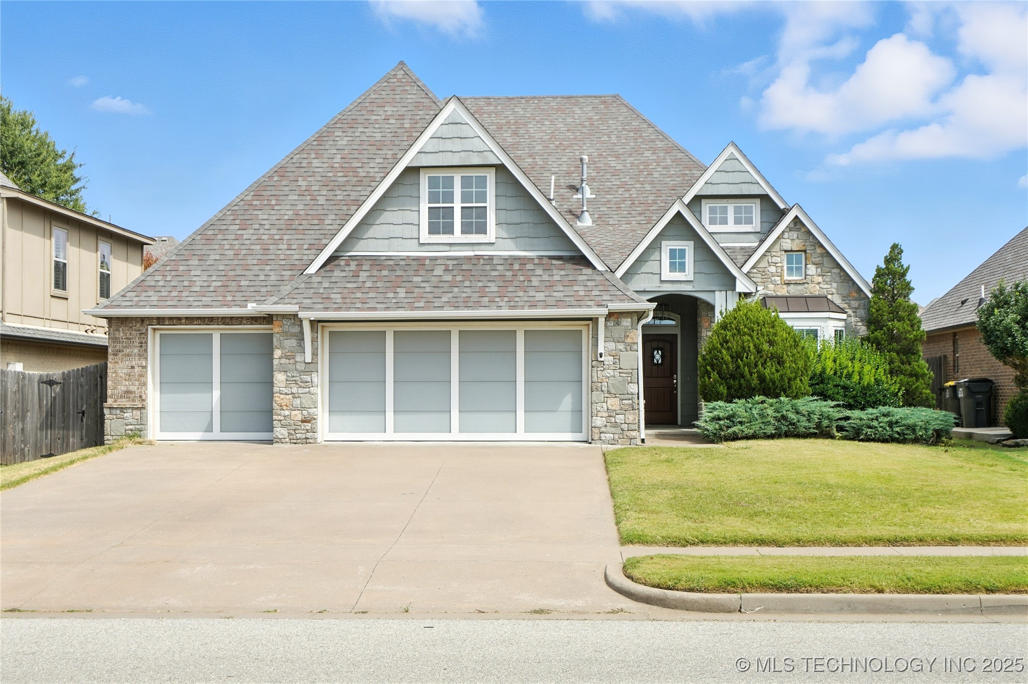 515 W 128th Street Property Photo 6