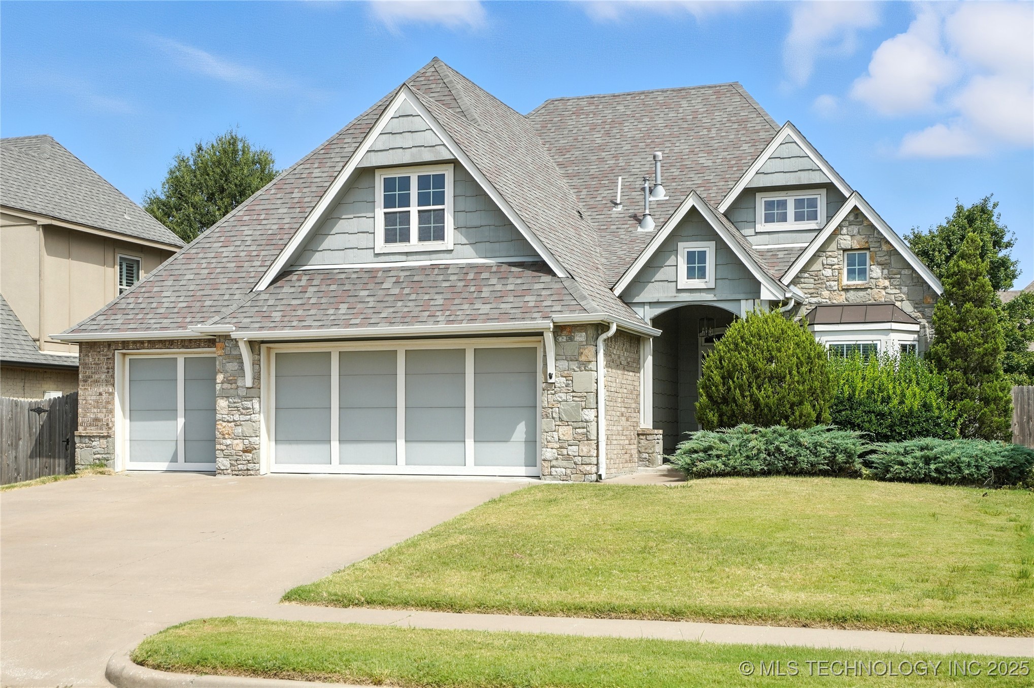 515 W 128th Street Property Photo 7