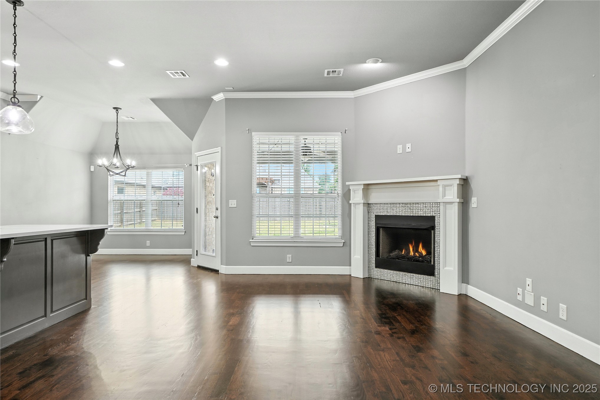 515 W 128th Street Property Photo 11